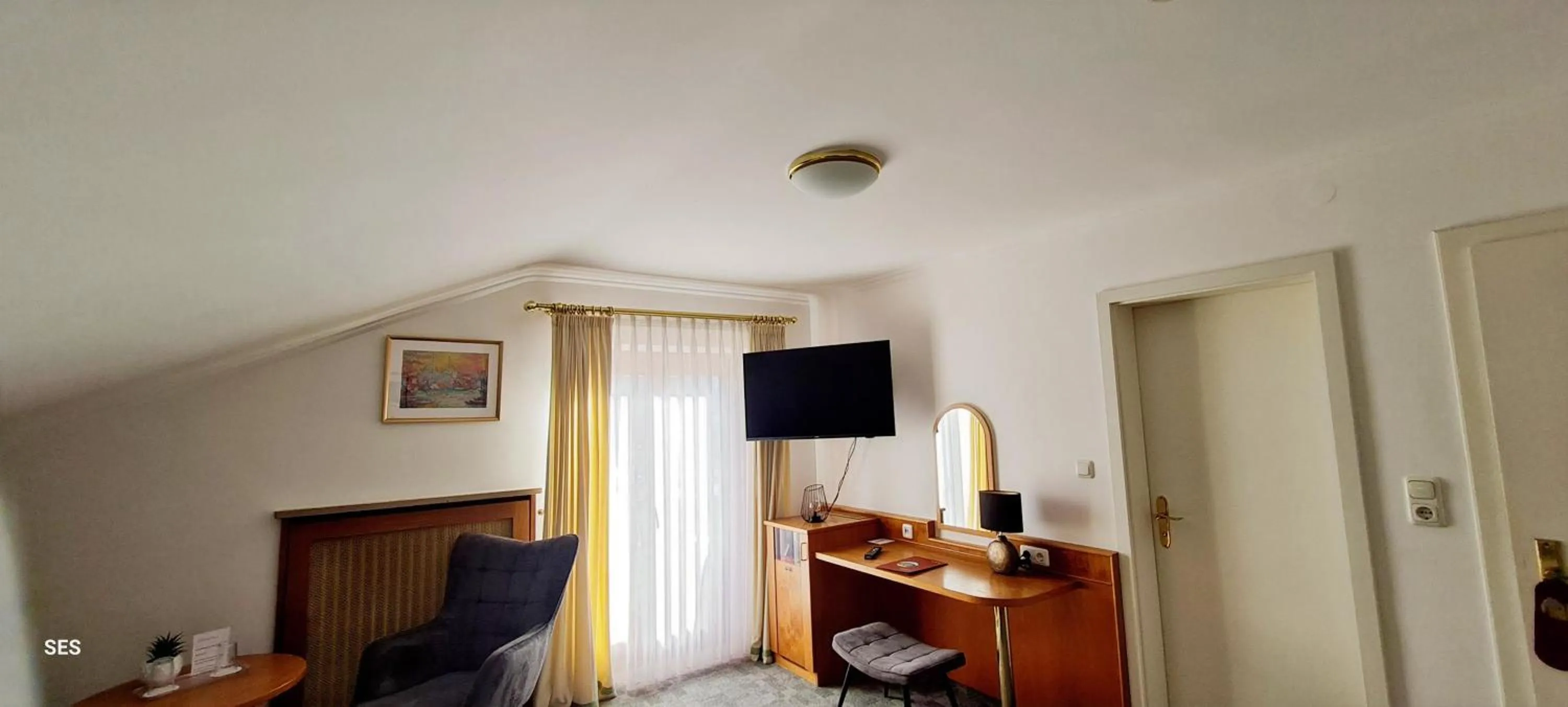 Photo of the whole room, Bed in Hotel Quellenhof