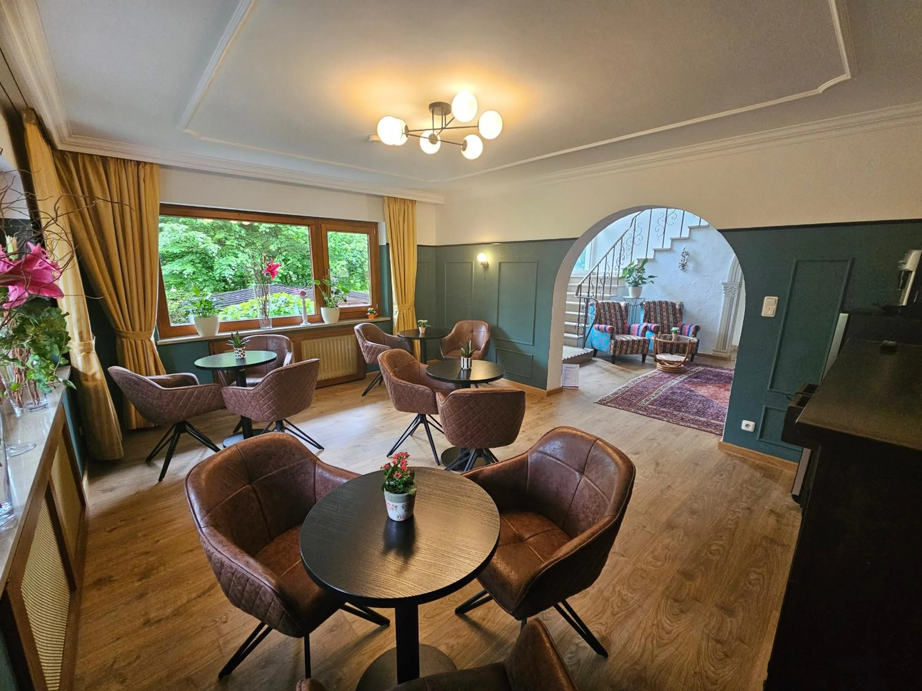 Lounge or bar in Hotel Quellenhof