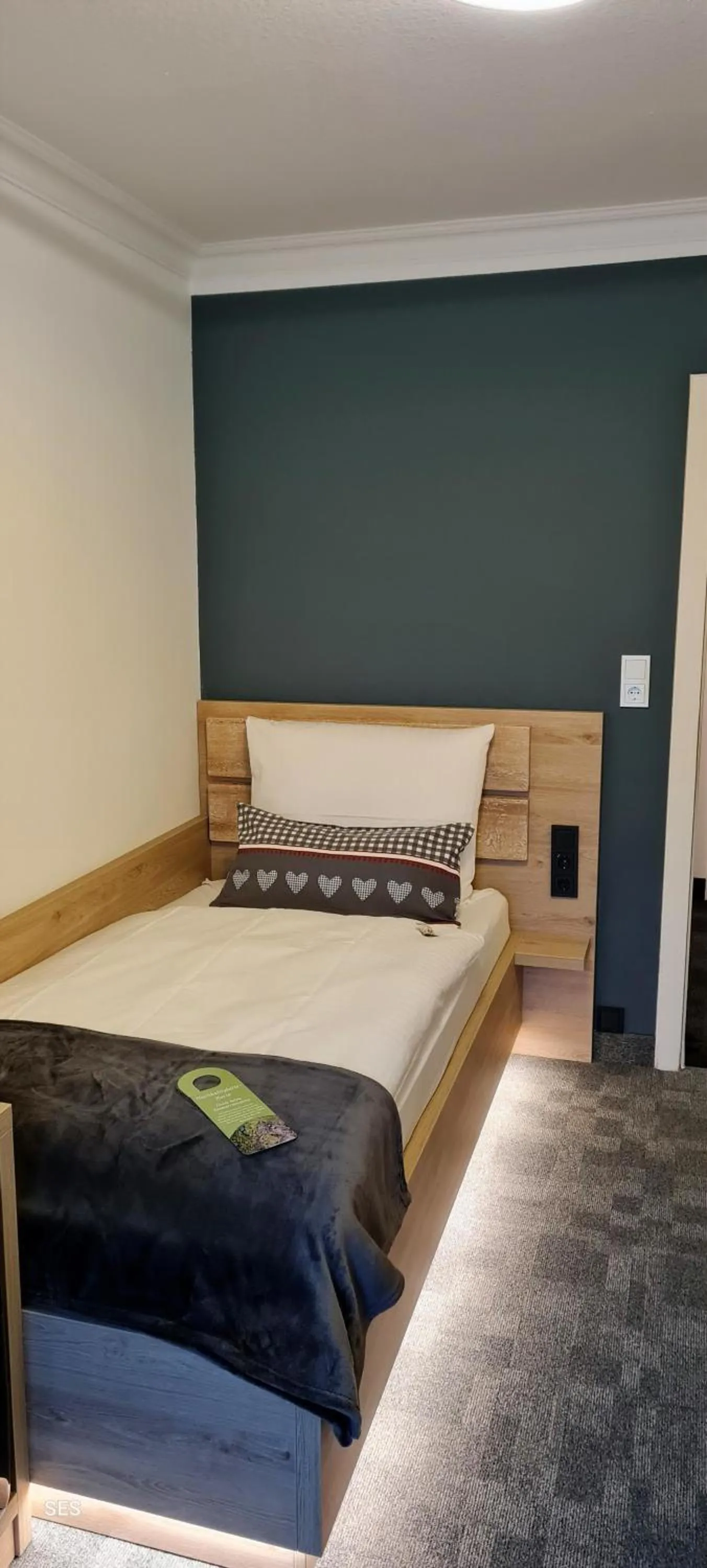 Photo of the whole room, Bed in Hotel Quellenhof