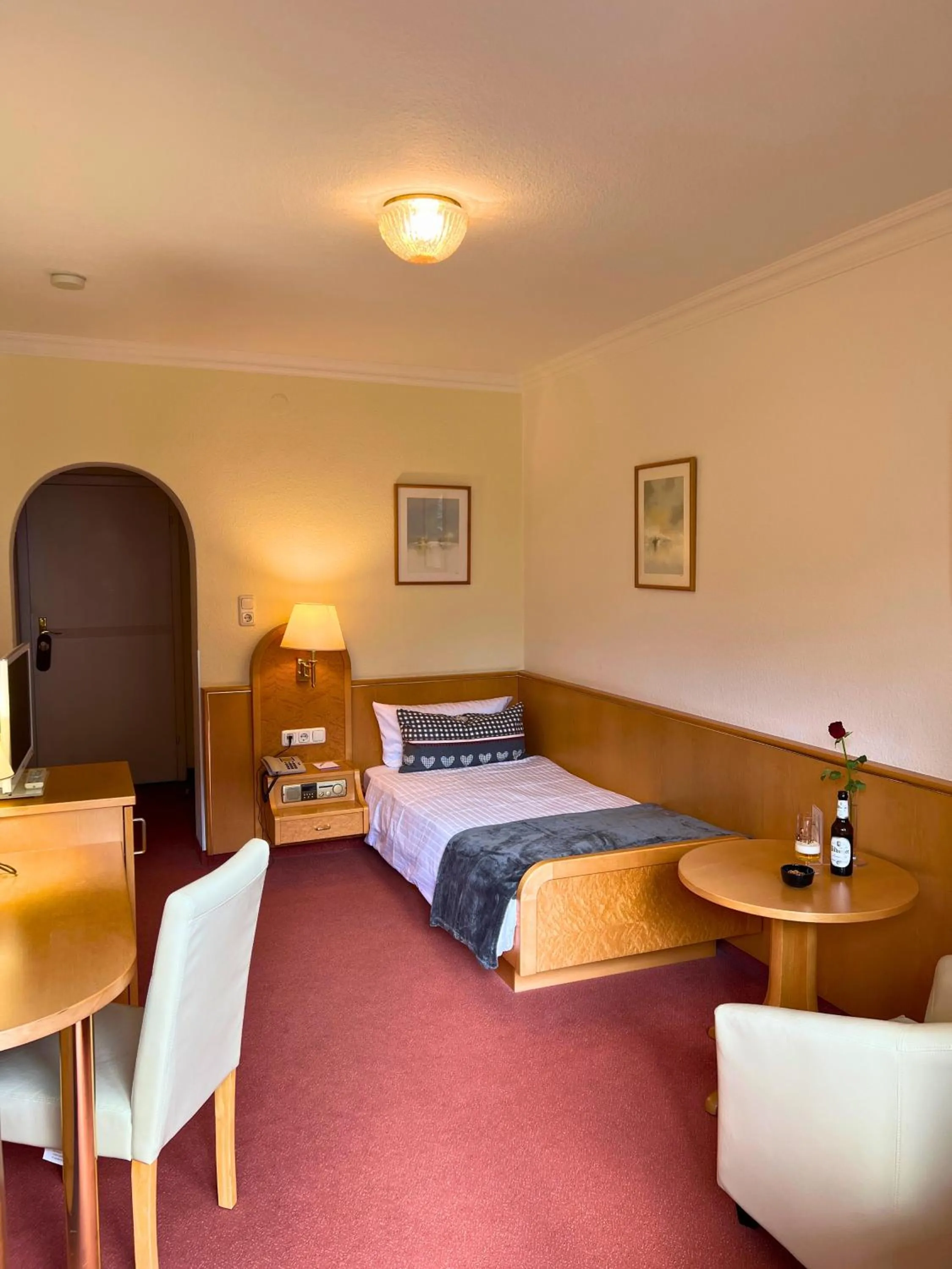 Comfort Single Room in Hotel Quellenhof