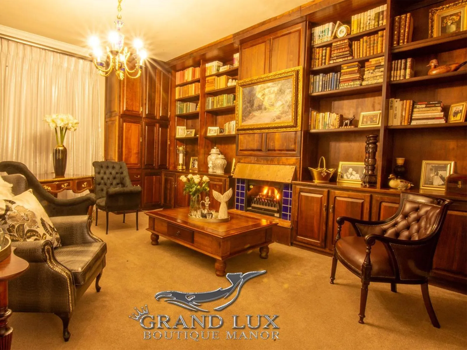 Property building in Grand Lux Boutique Manor