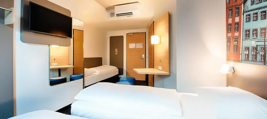 Bed in B&B Hotel Rostock City-West