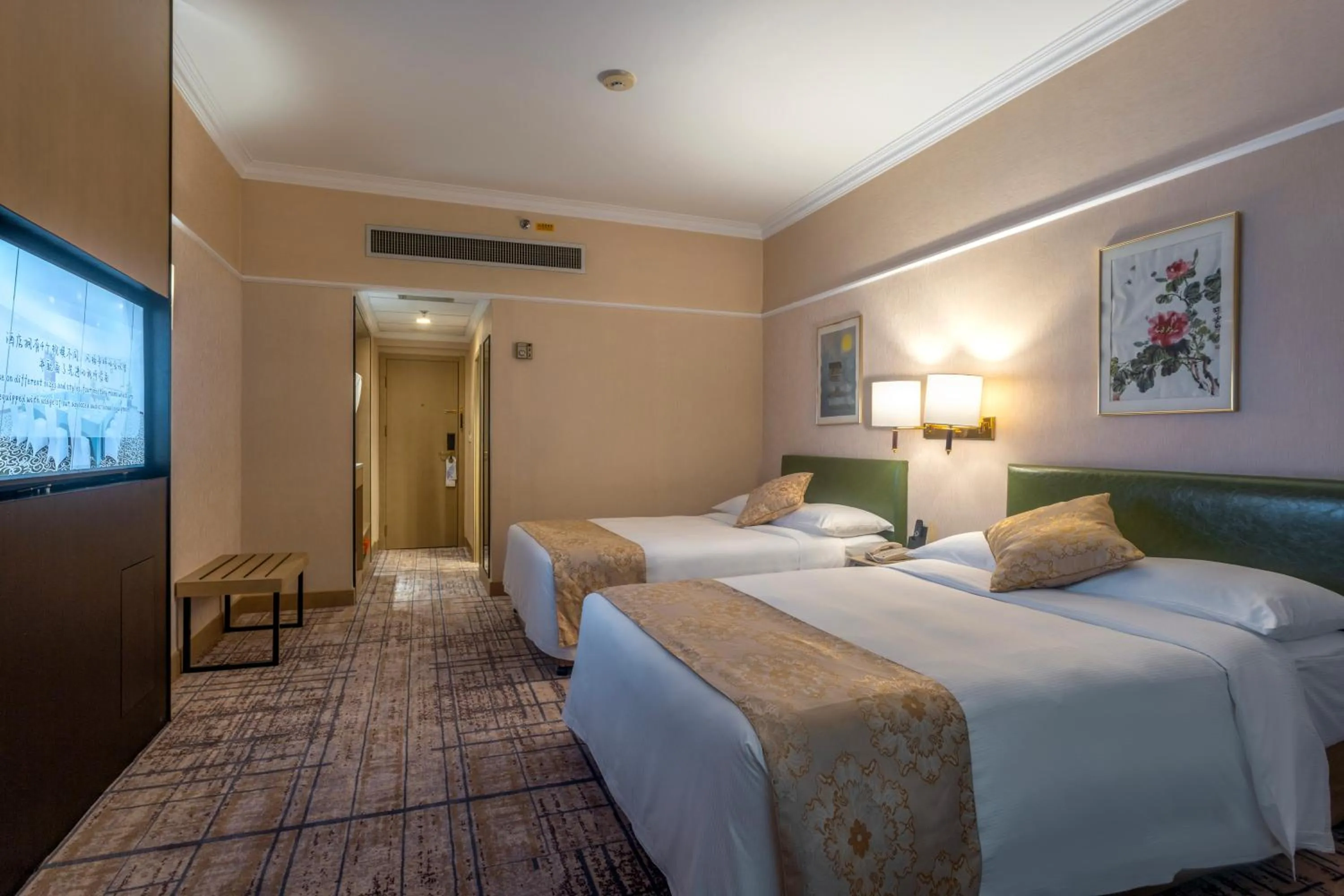 Bedroom, Bed in Metropark Lido Hotel Beijing