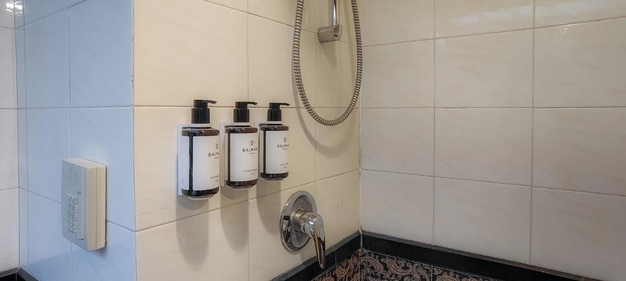 Photo of the whole room in Metropark Lido Hotel Beijing