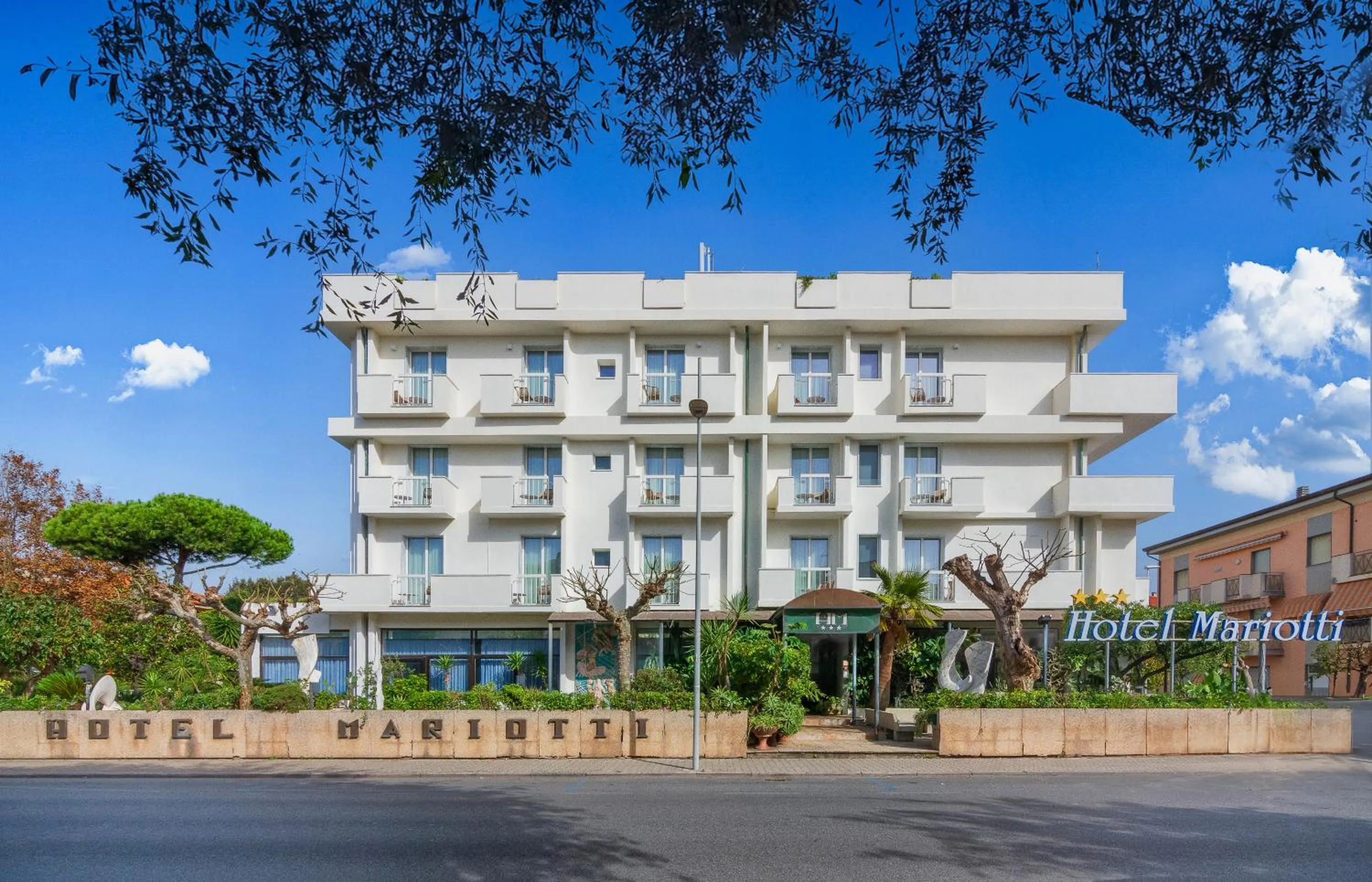 Property building in Hotel Mariotti