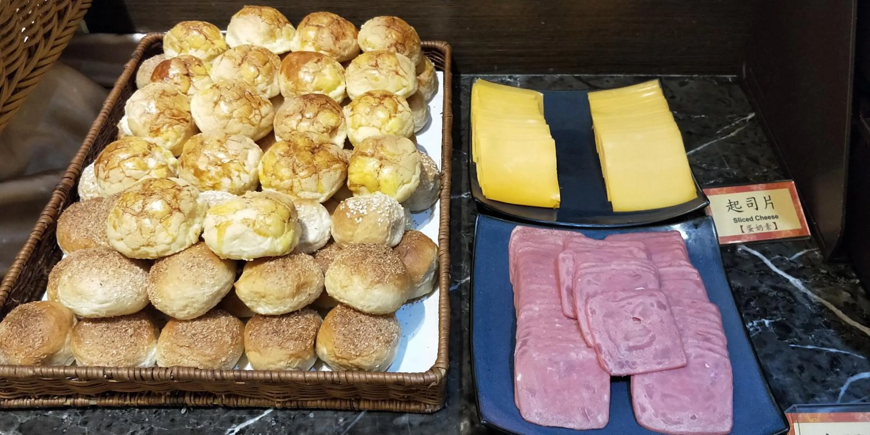 Buffet breakfast in Chuang-Tang Spring SPA Hotel - Deyang