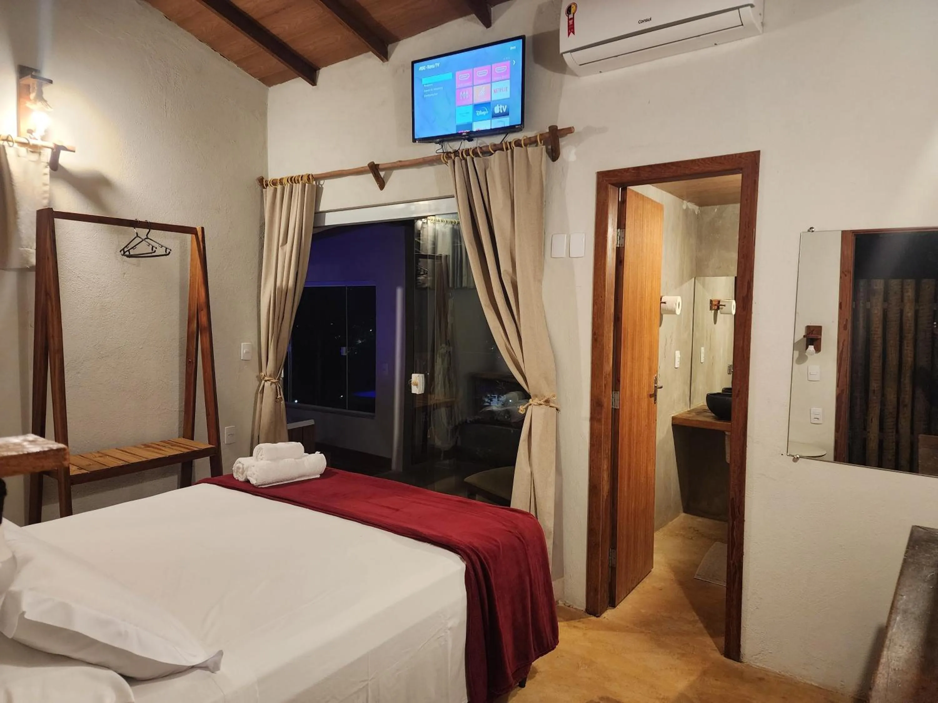 Bedroom, Bed in Pousada Terraço Guarapari