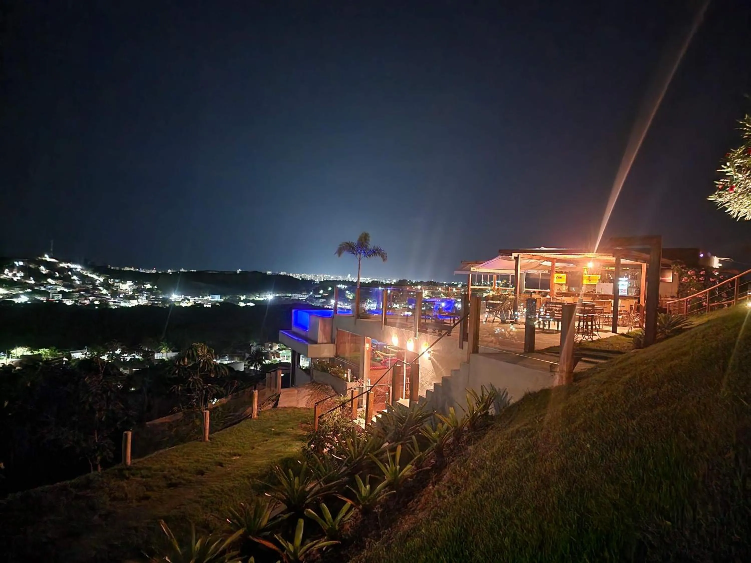 Restaurant/places to eat in Pousada Terraço Guarapari