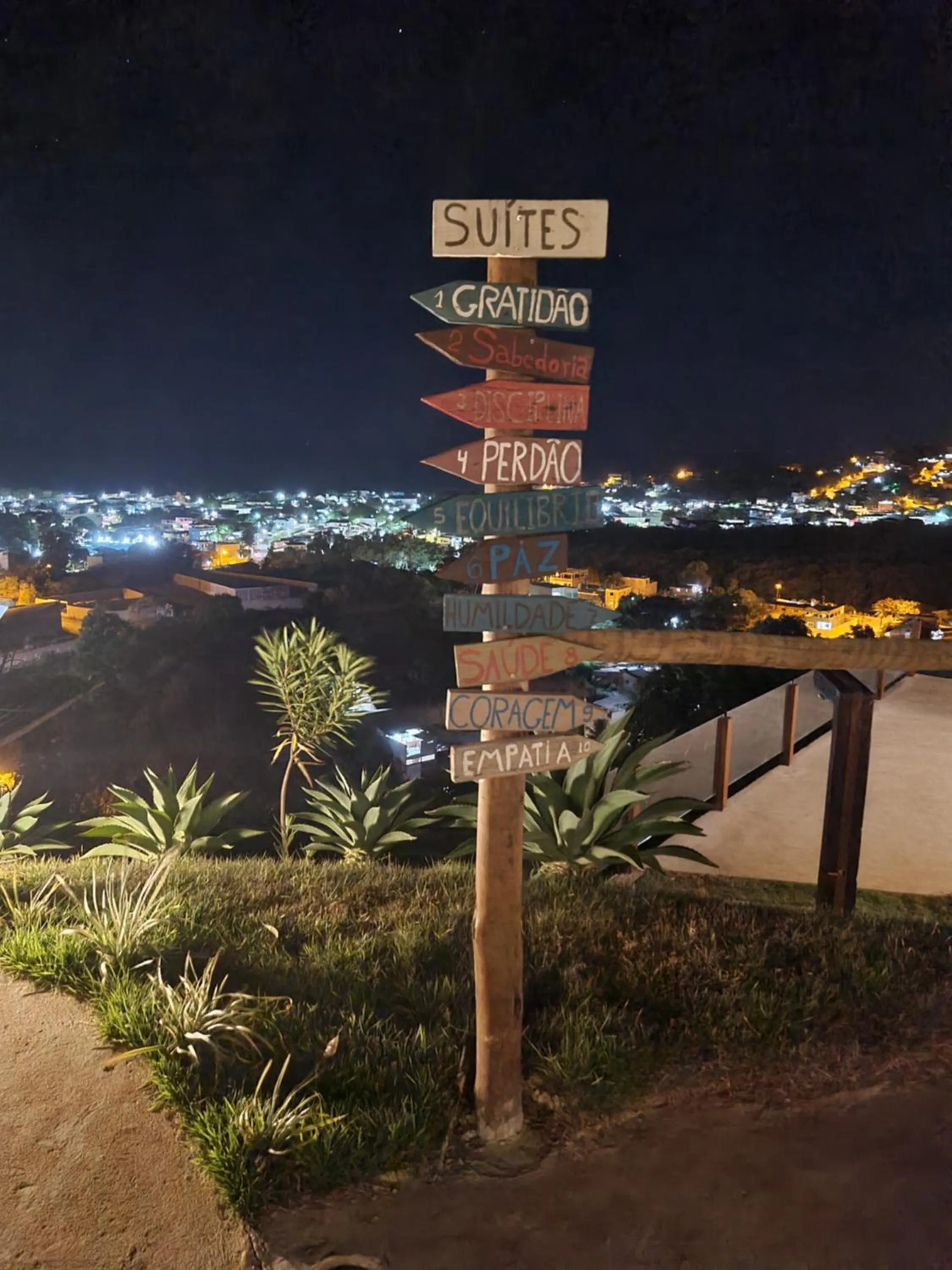 Logo/Certificate/Sign in Pousada Terraço Guarapari