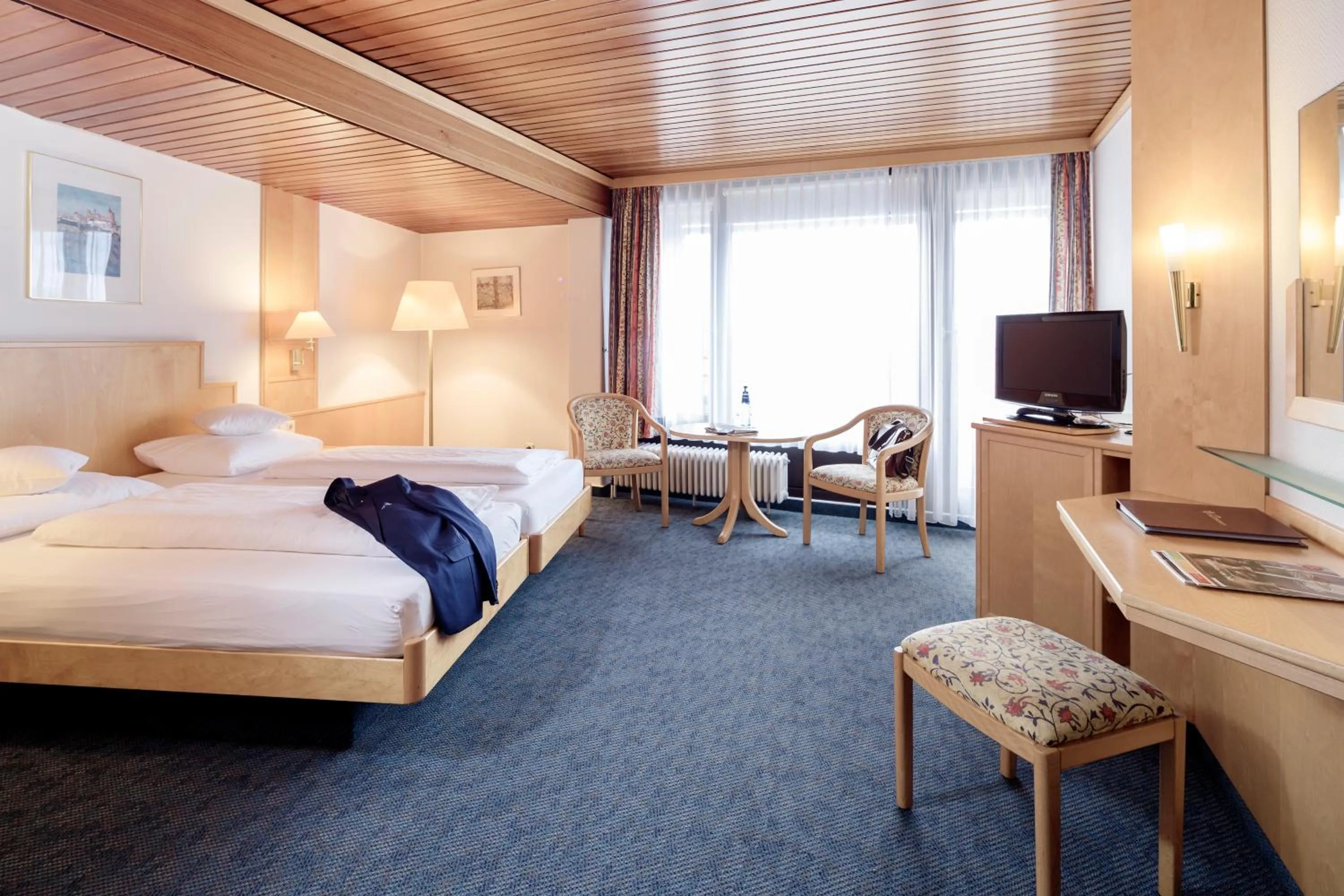 Photo of the whole room, Bed in Hotel Stadt Breisach