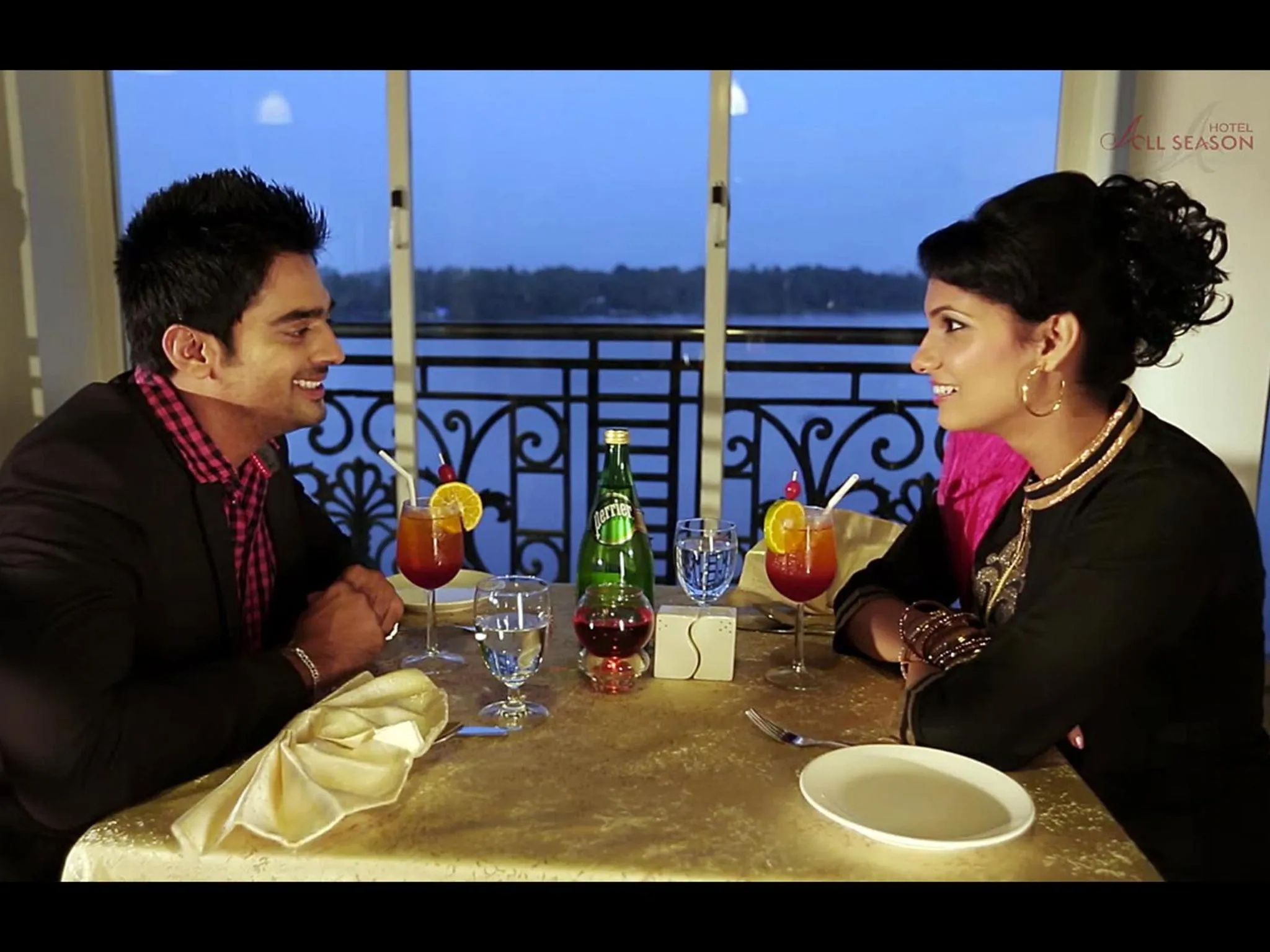 Restaurant/places to eat in Hotel All Season