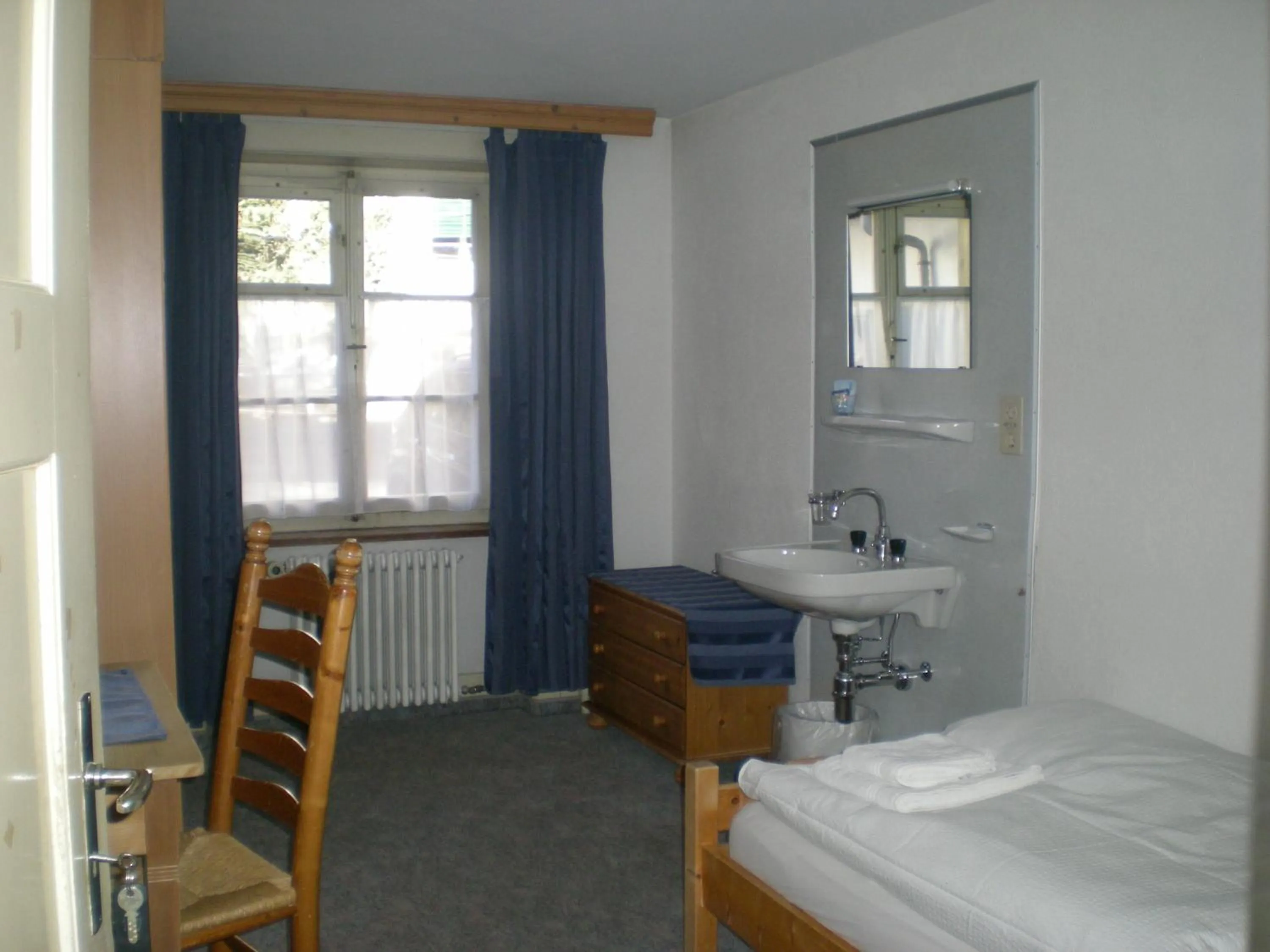 Day, Bed in Hotel Danis