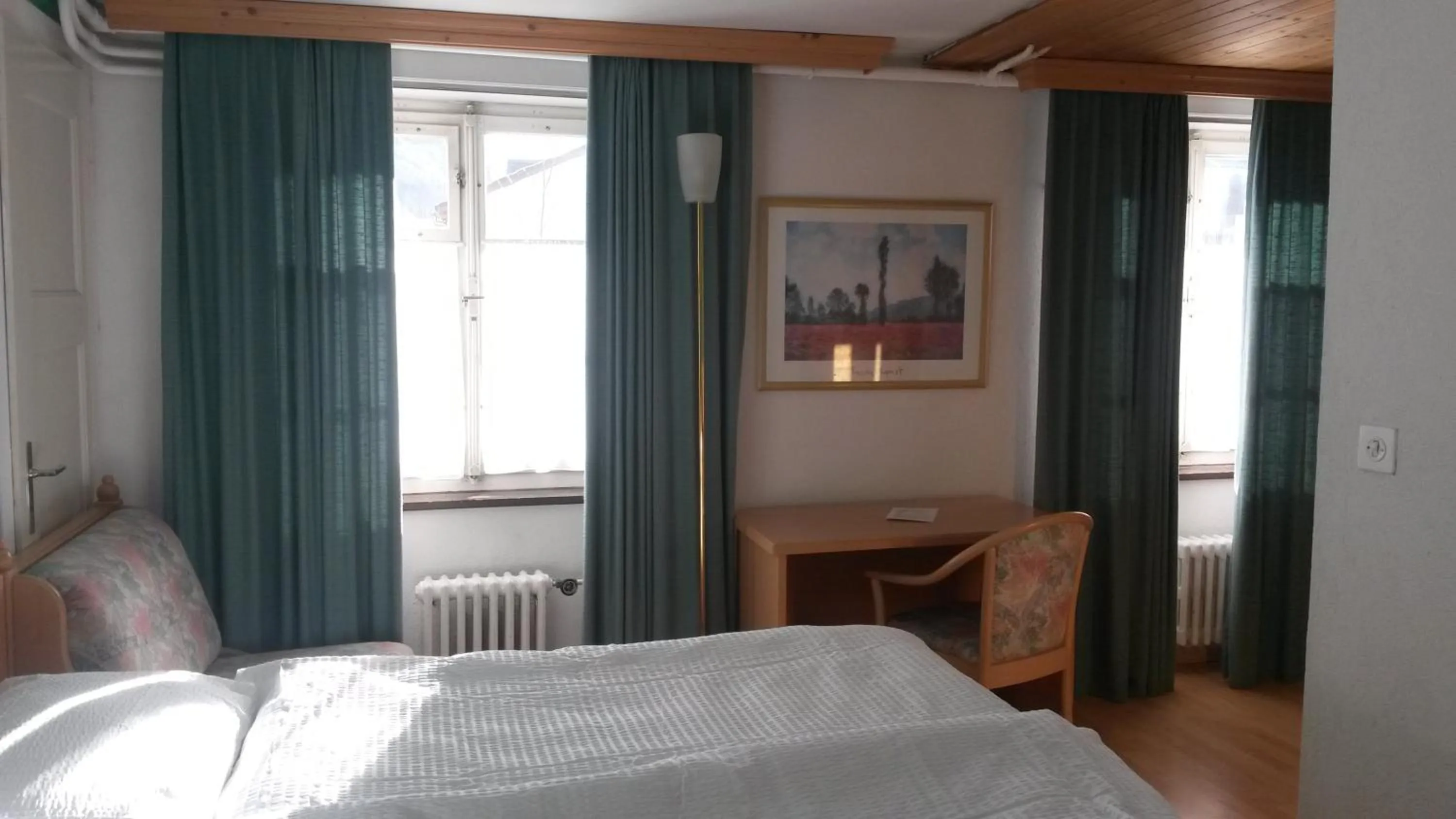 Photo of the whole room, Bed in Hotel Danis