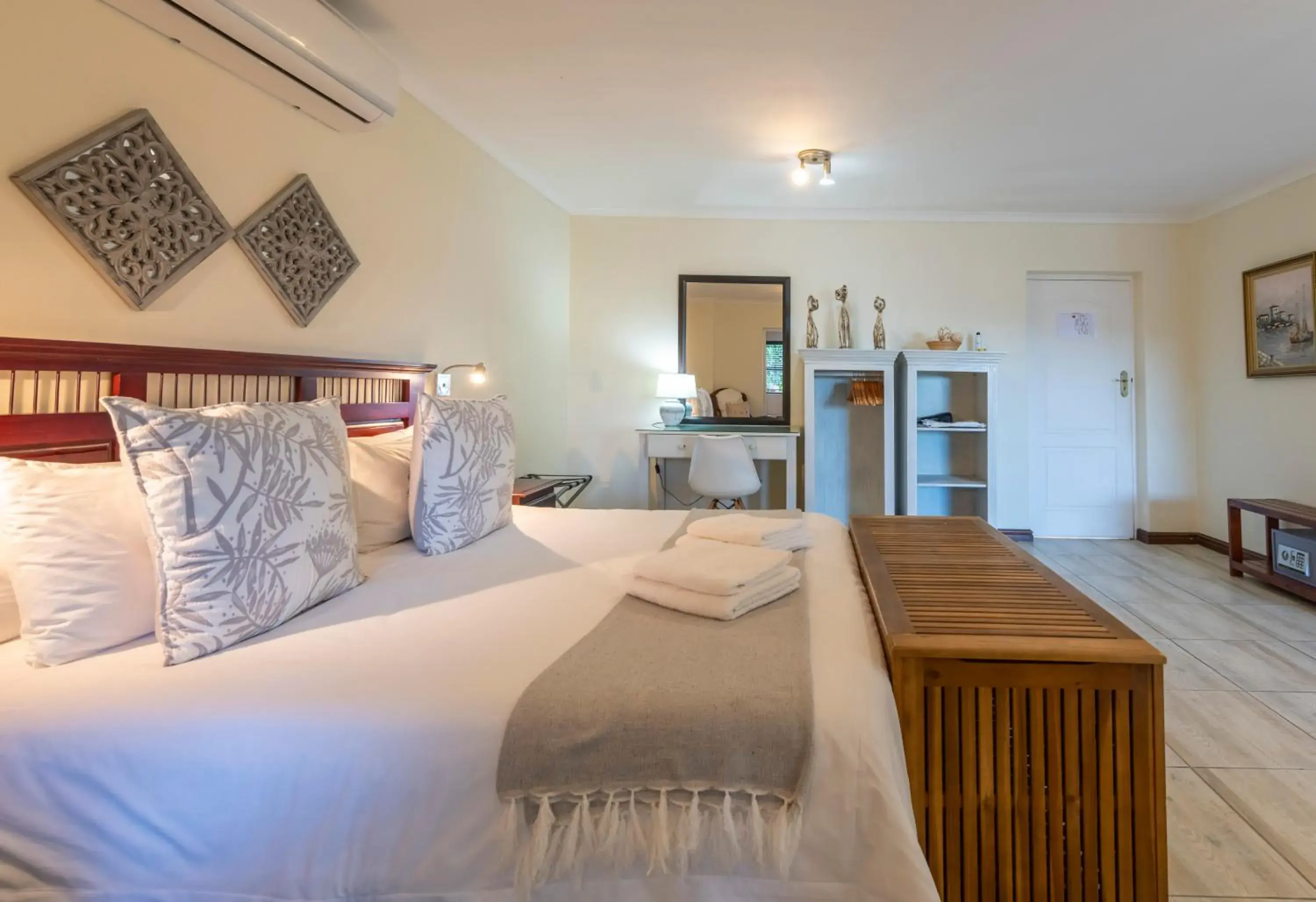 Deluxe Family Suite in 6 On Protea Deluxe Family Suite in 6 On Protea