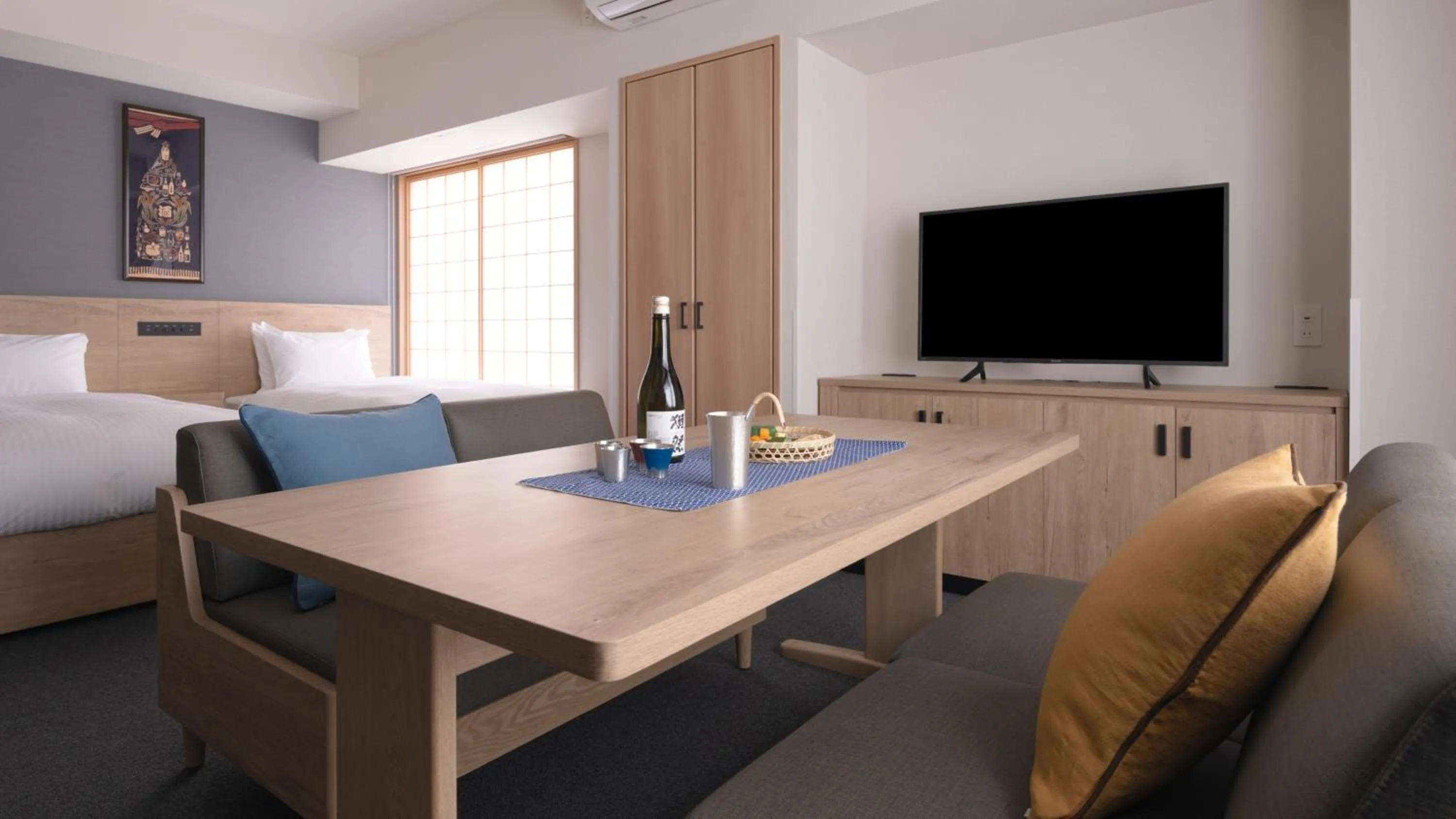 Photo of the whole room in MIMARU Osaka Shinsaibashi East