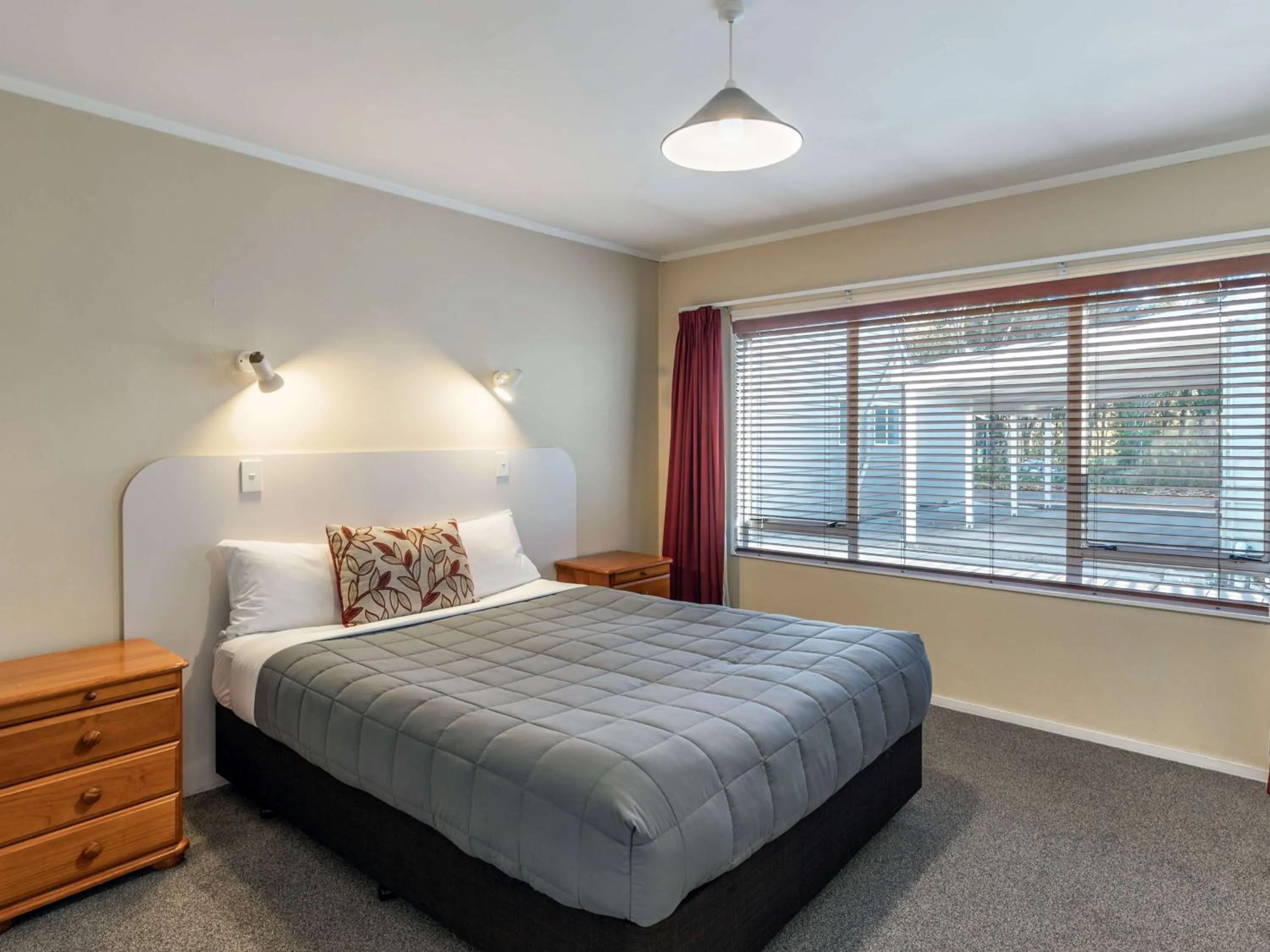 Bed in Turangi Leisure Lodge