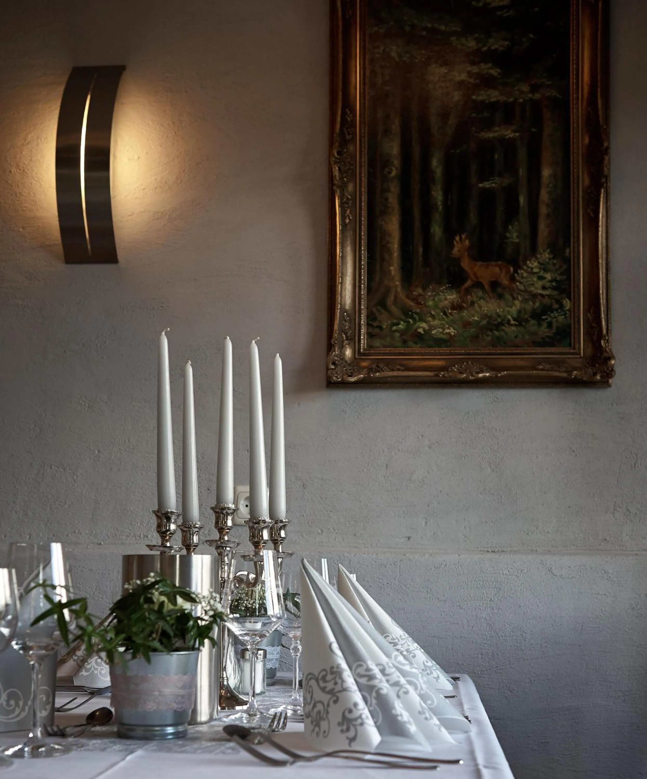 Restaurant/places to eat in Hotel Zur Burg Sternberg