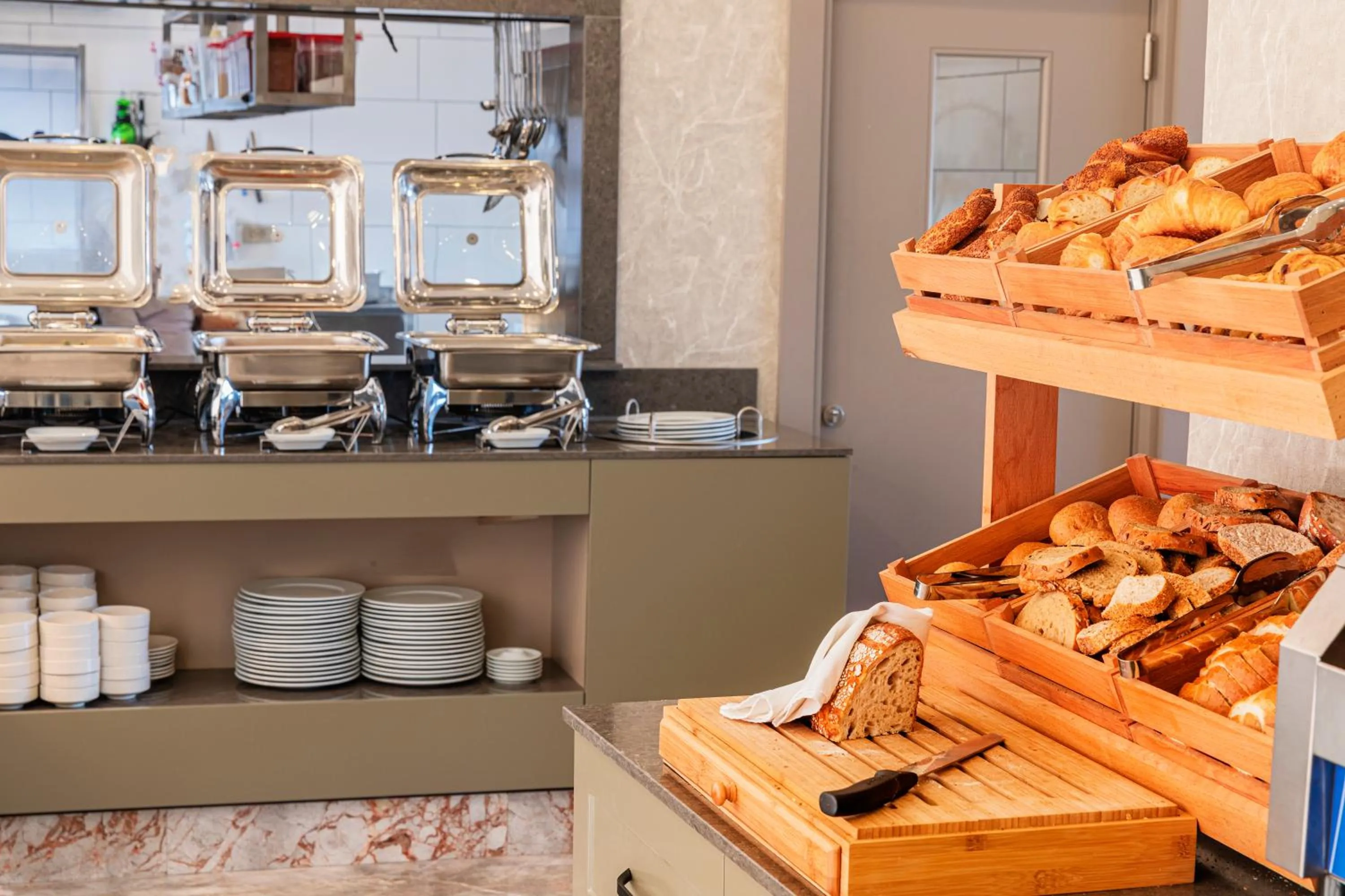 Restaurant/places to eat in The Halich Hotel Istanbul Karakoy - Special Category