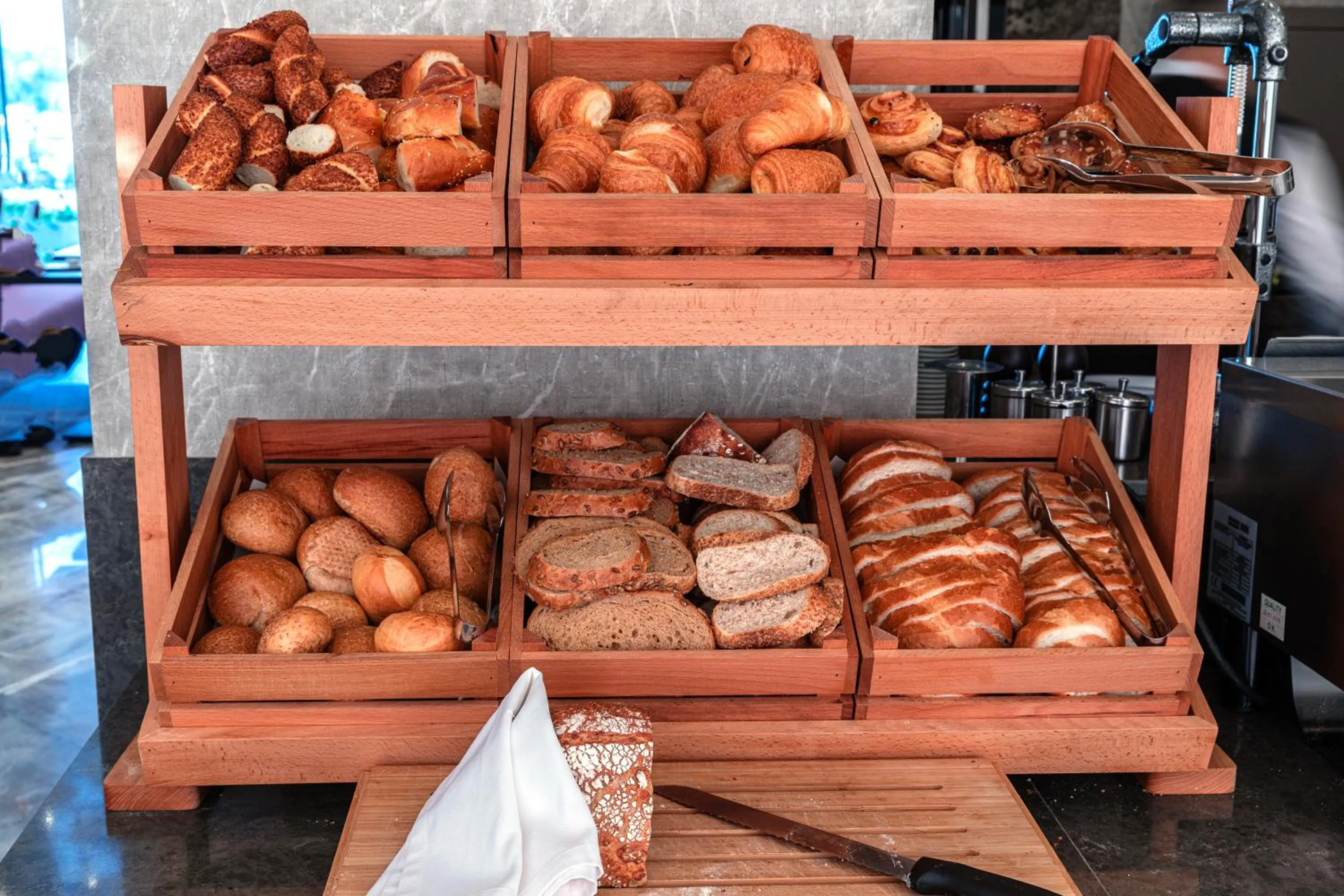 Restaurant/places to eat in The Halich Hotel Istanbul Karakoy - Special Category