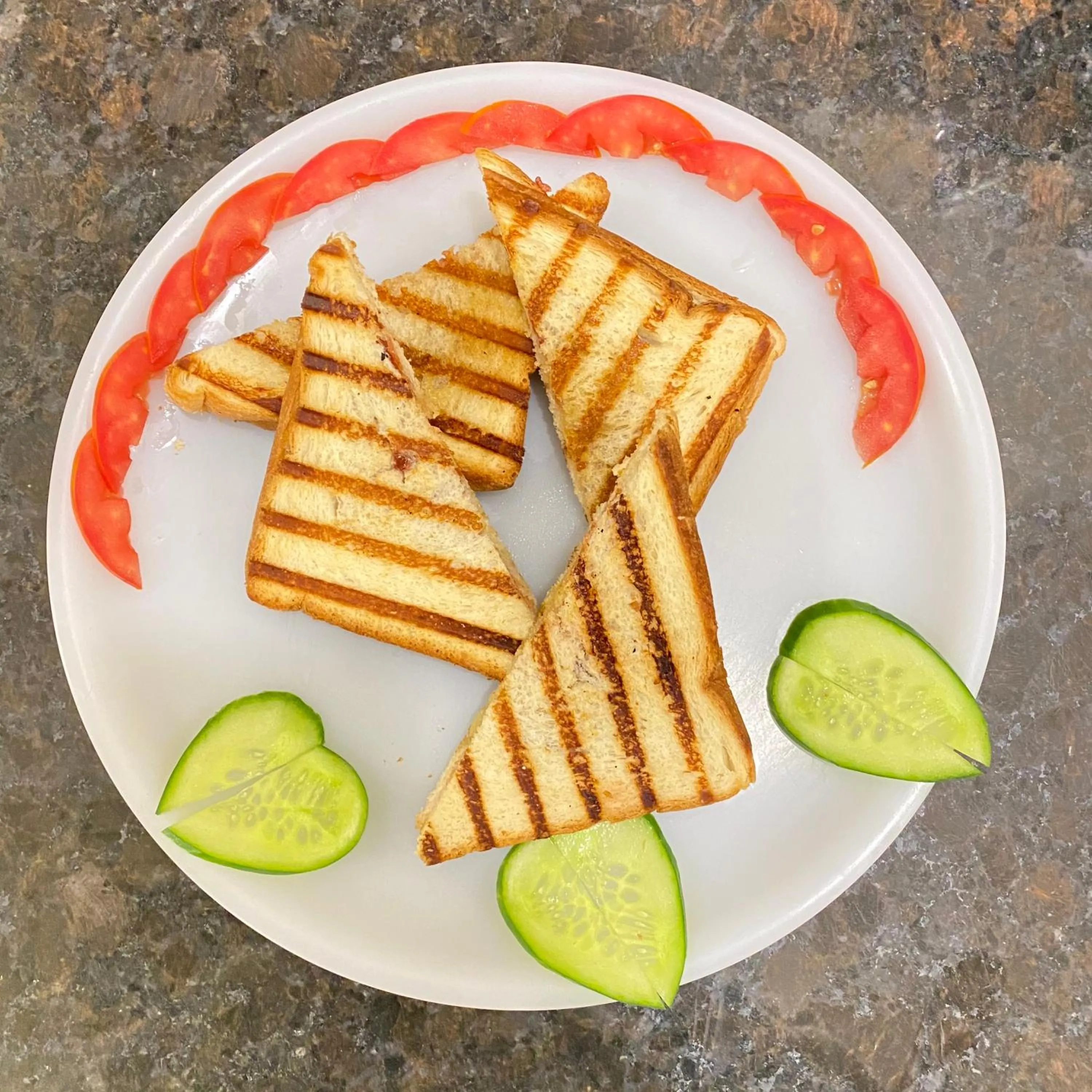 Breakfast in Hotel Amritsar International 2 min walk from Amritsar Bus Stand