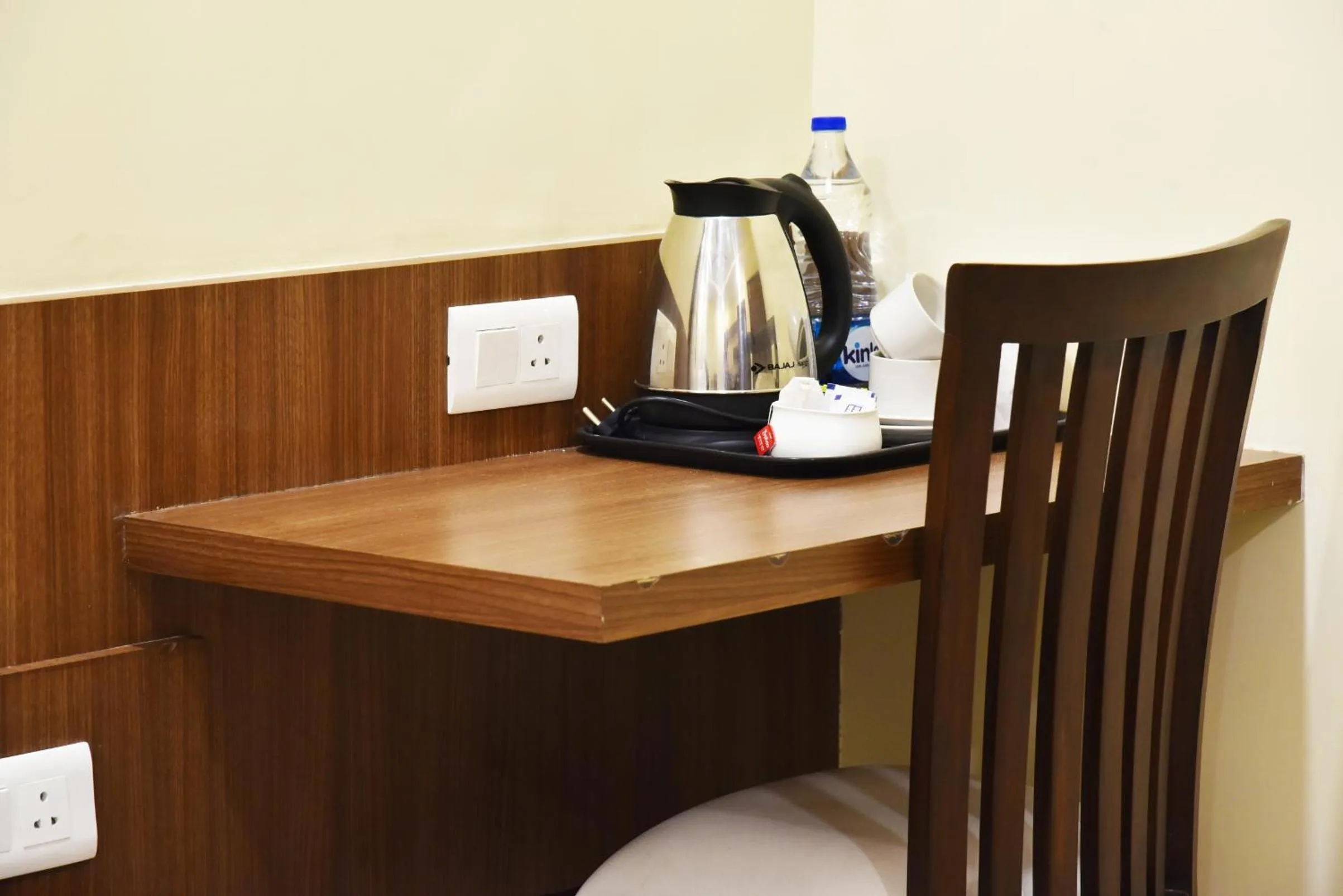 Coffee/tea facilities in Hotel Amritsar International 2 min walk from Amritsar Bus Stand
