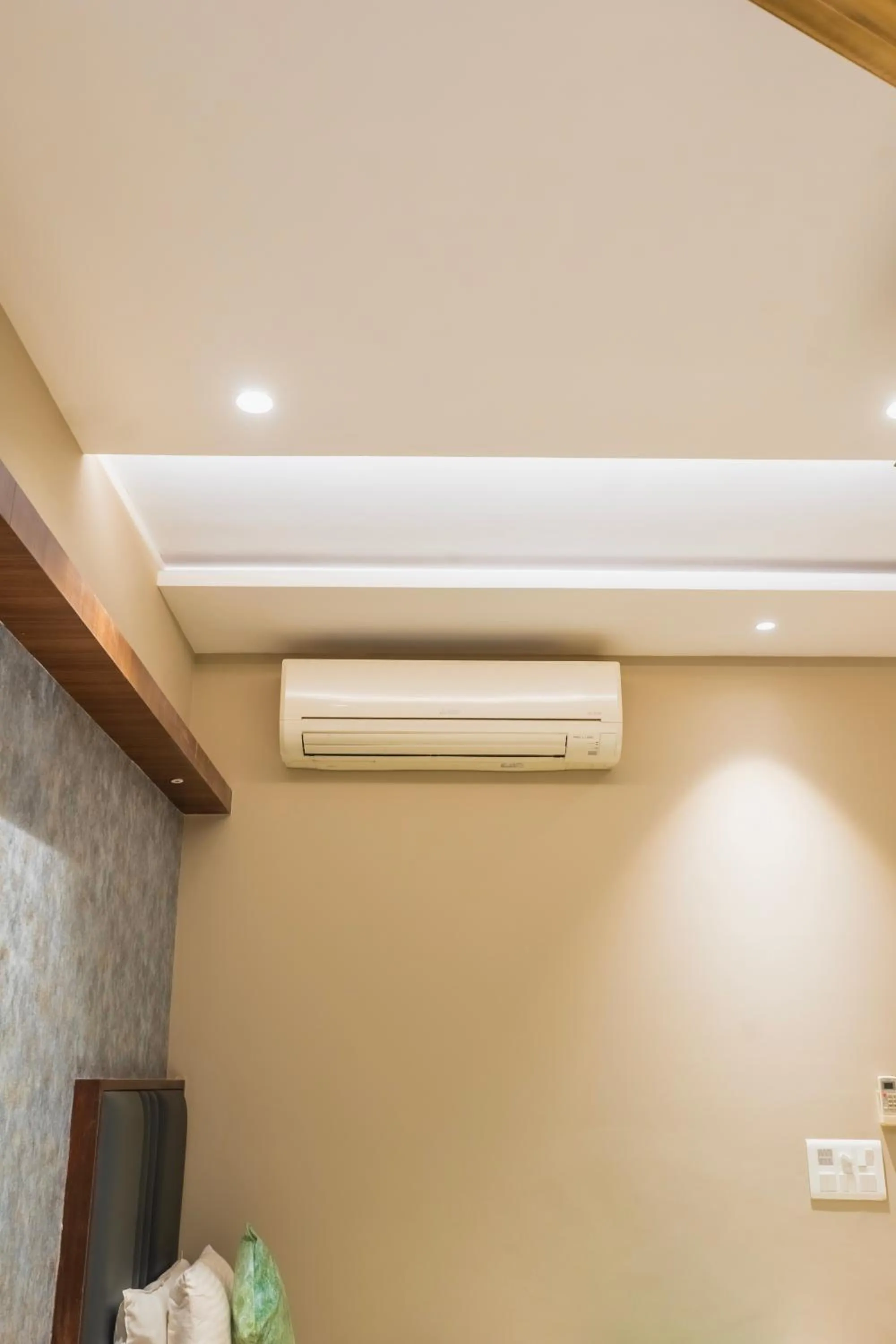 air conditioner in Hotel Amritsar International 2 min walk from Amritsar Bus Stand