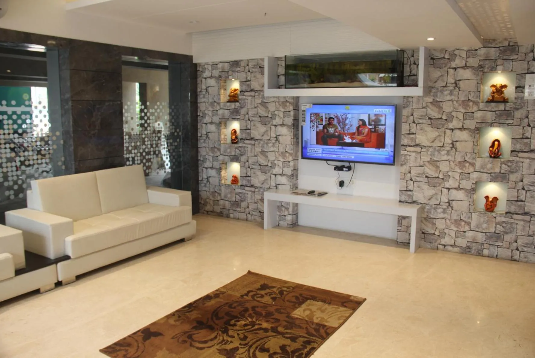 Lobby or reception in Hotel SaiPrasad Executive Solapur