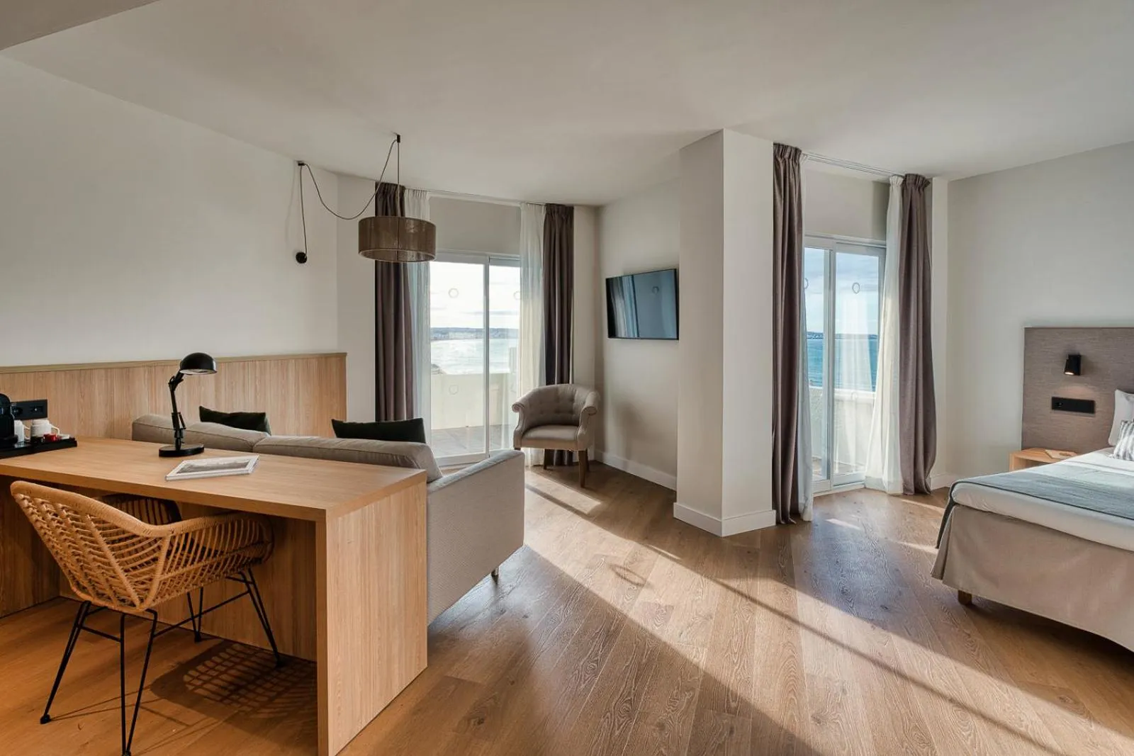 Bed in FERGUS Style Palma Beach - Adults Only