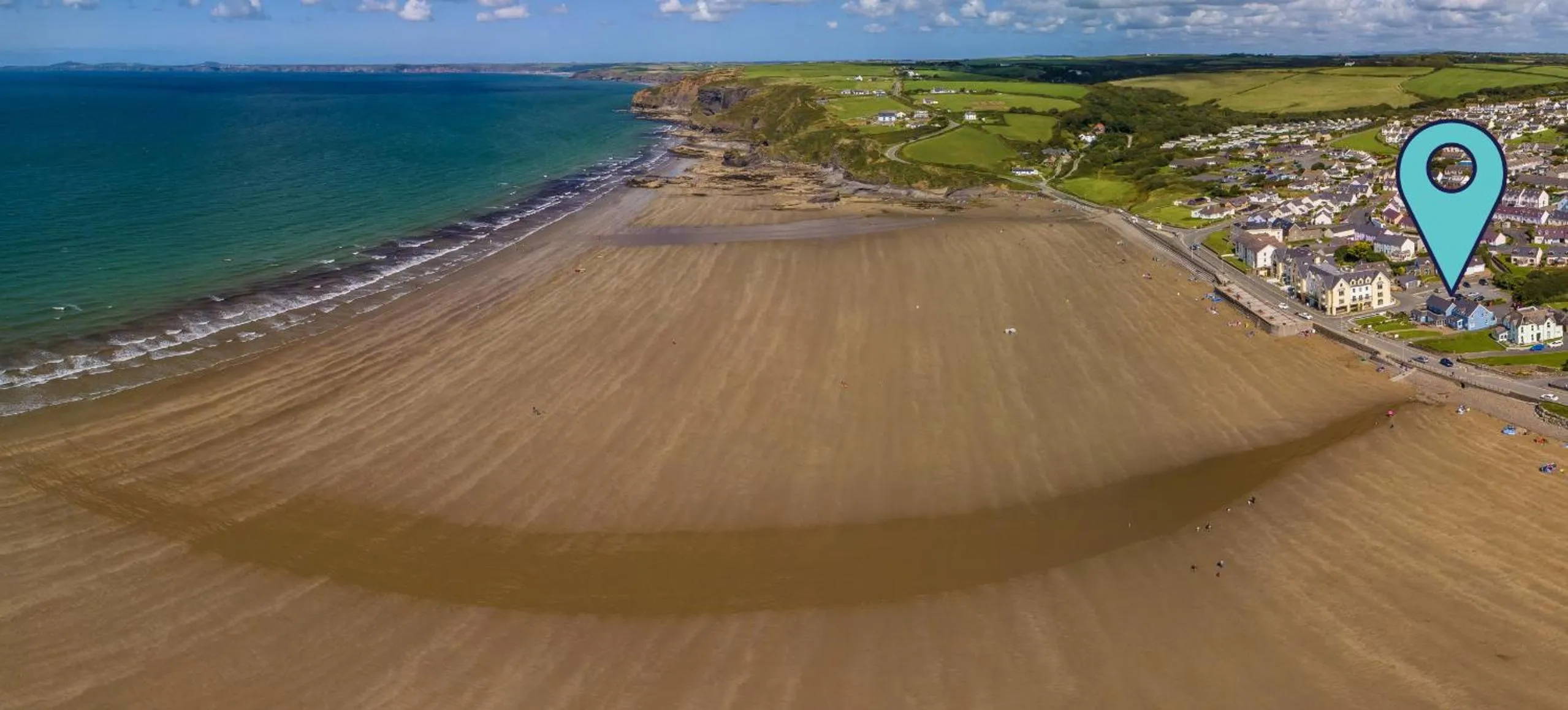 Beach in Anchor Guest House