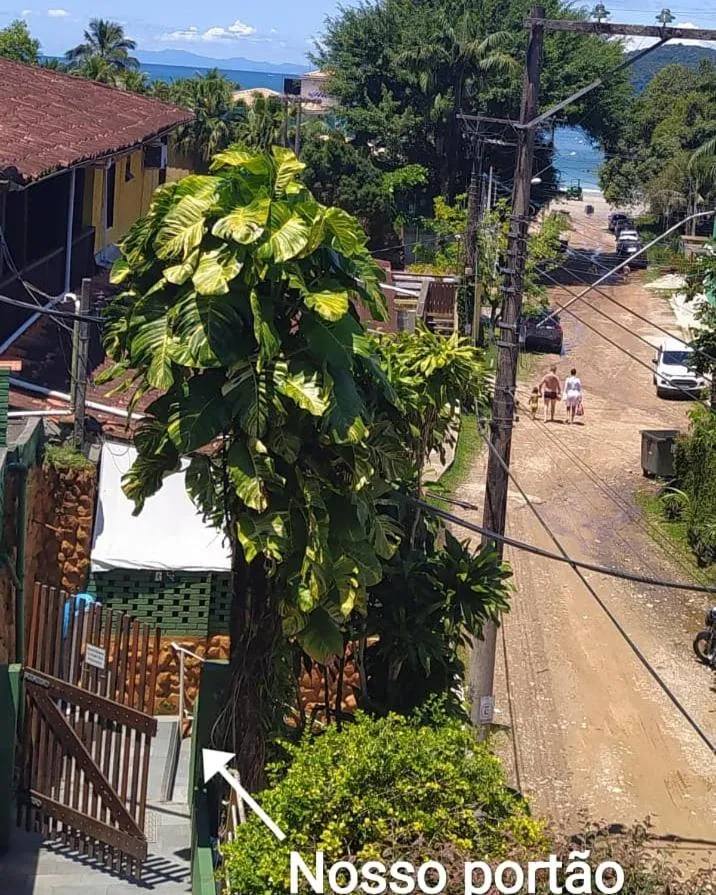 Cobertura na Enseada a 80 m da areia