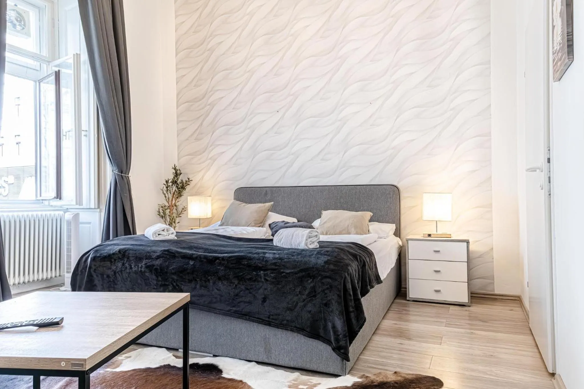 Deluxe Quadruple room with City view in Mariahilfer Boutique Rooms - Virtual Reception & Self-Checkin