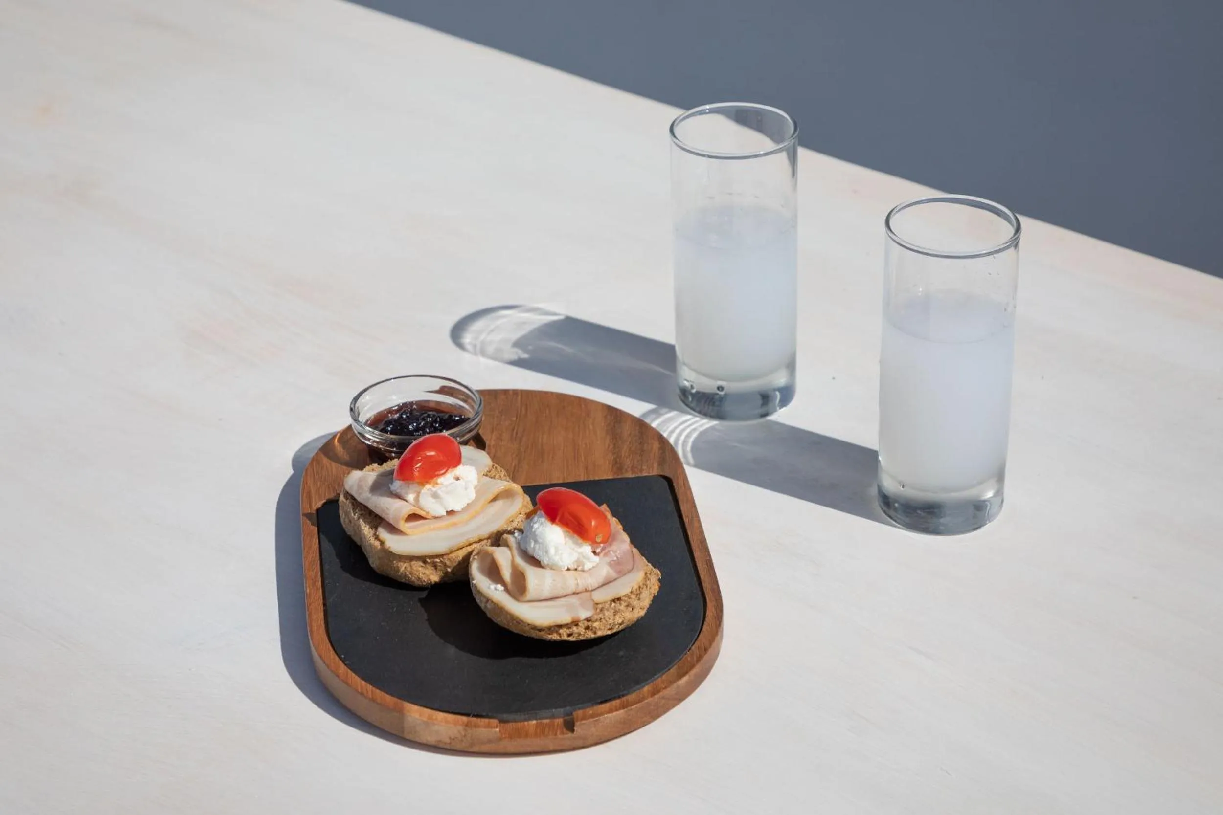 Food and drinks in Mandilaras Village