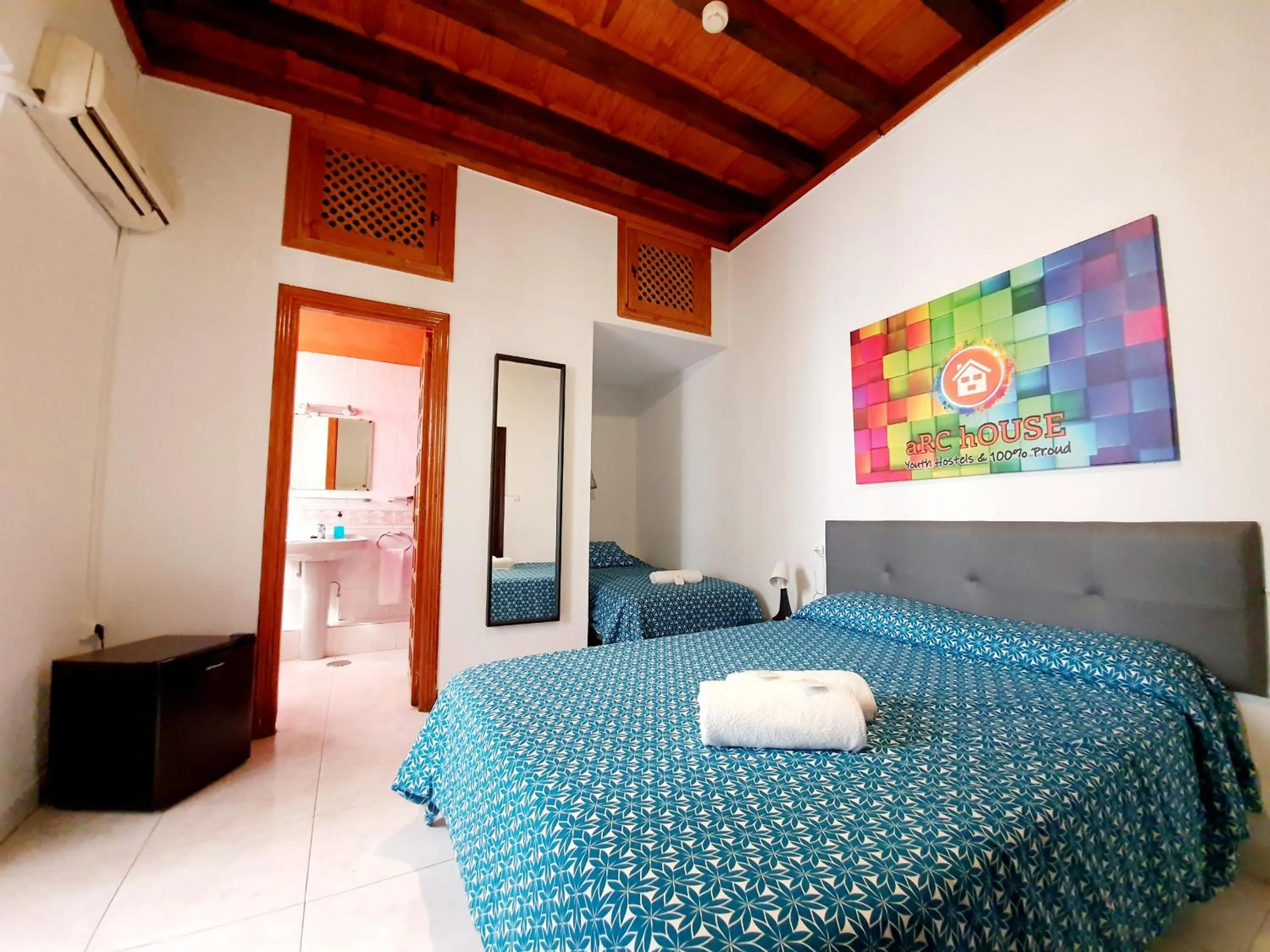 Bed in Arc House Córdoba Only Adults