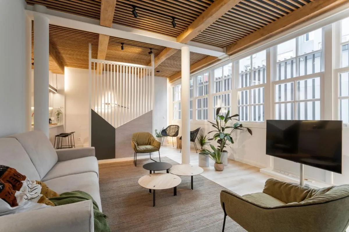 Living room in NORO Plaza