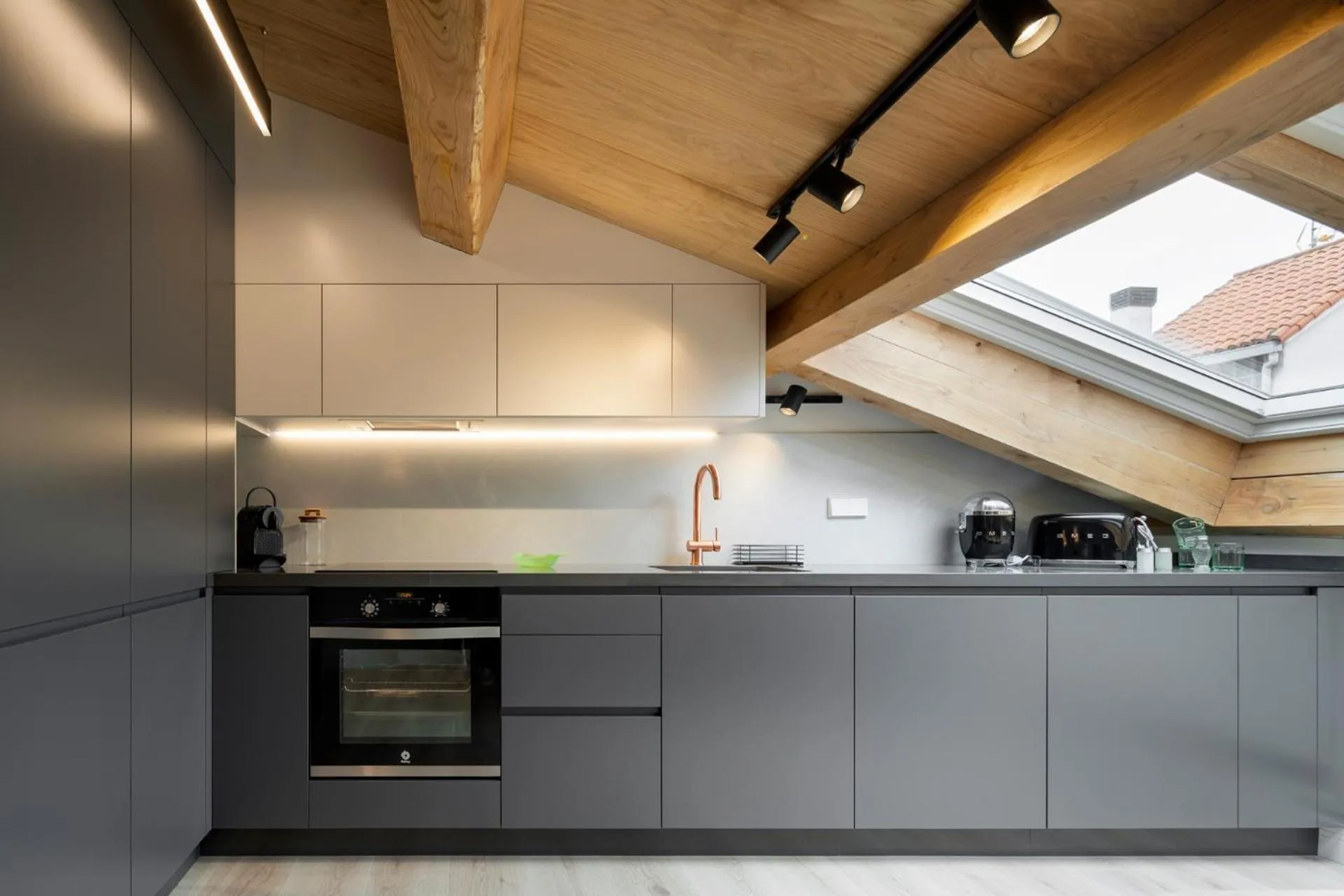 Kitchen or kitchenette in NORO Plaza