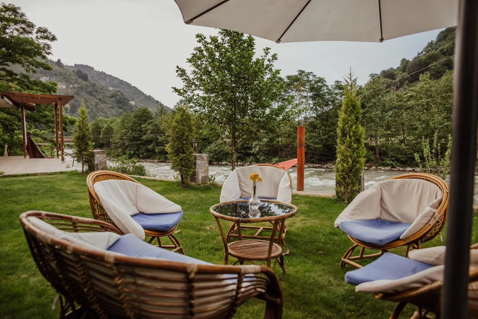 Garden in River Didi Otel