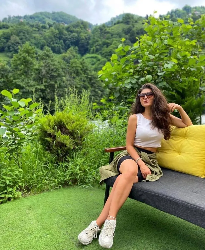 People in River Didi Otel