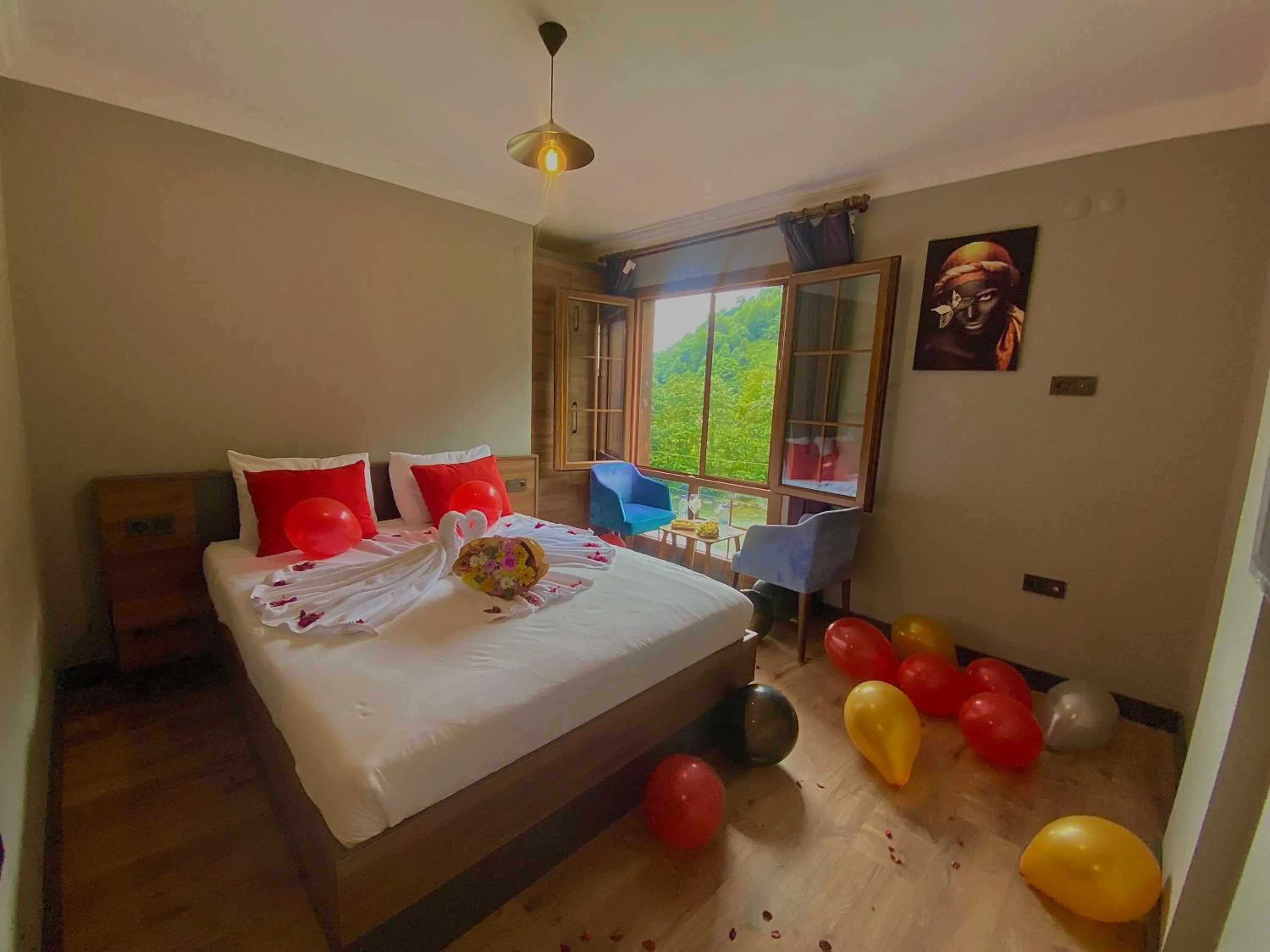 Photo of the whole room, Bed in River Didi Otel