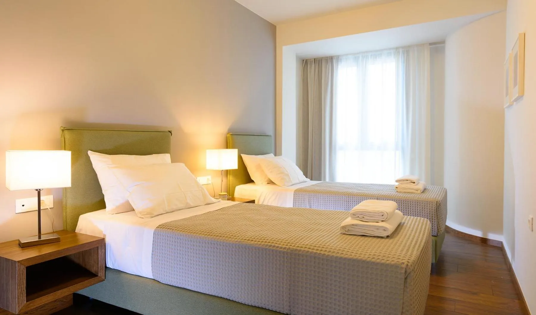 Bedroom, Bed in Elounda Colour Apartments