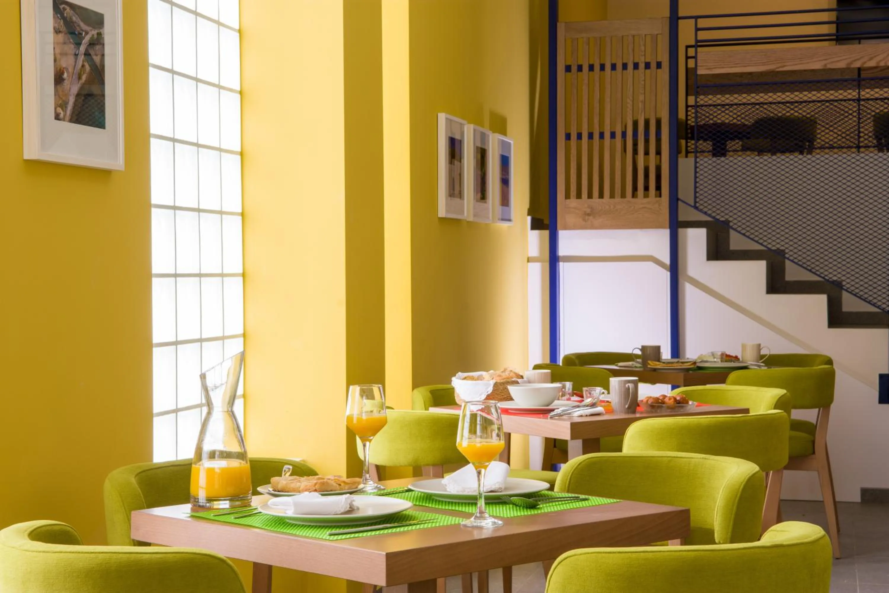 Restaurant/places to eat in Elounda Colour Apartments