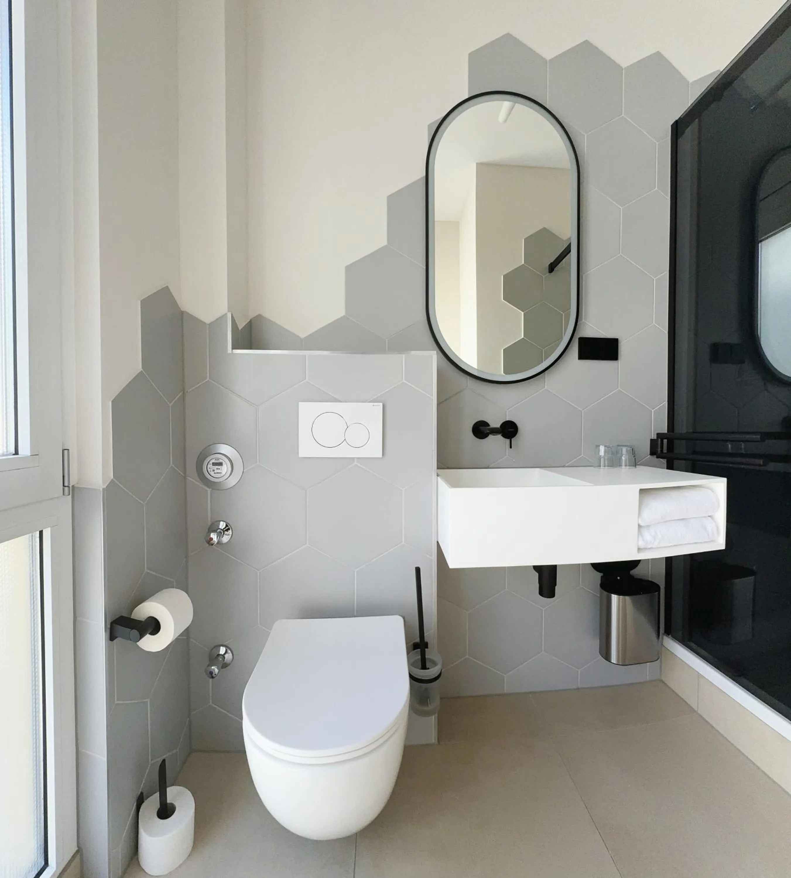 Bathroom in Midi Inn Parkhotel Mitte