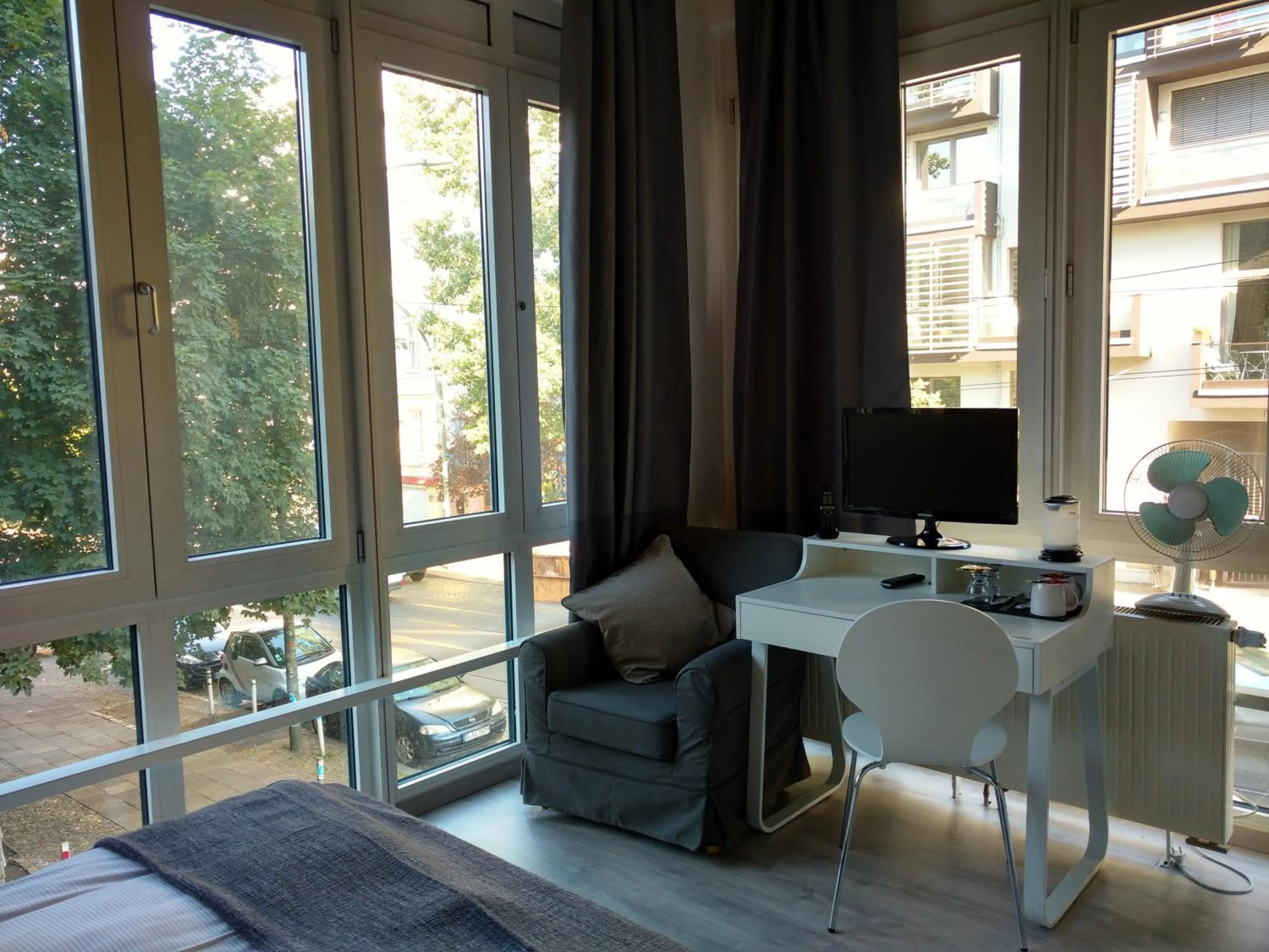 Seating area in Midi Inn Parkhotel Mitte