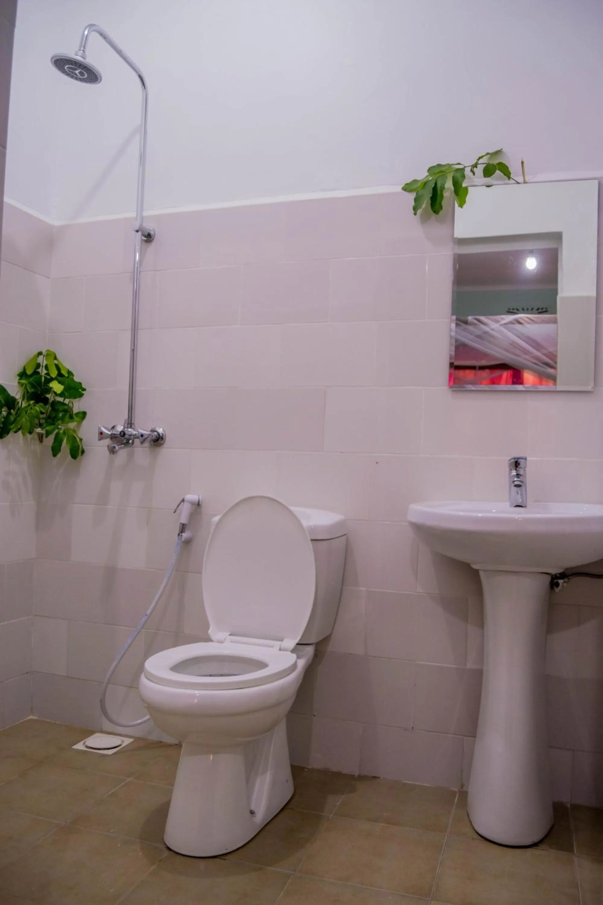 Bathroom in Kilimanjaro Summit Lodge