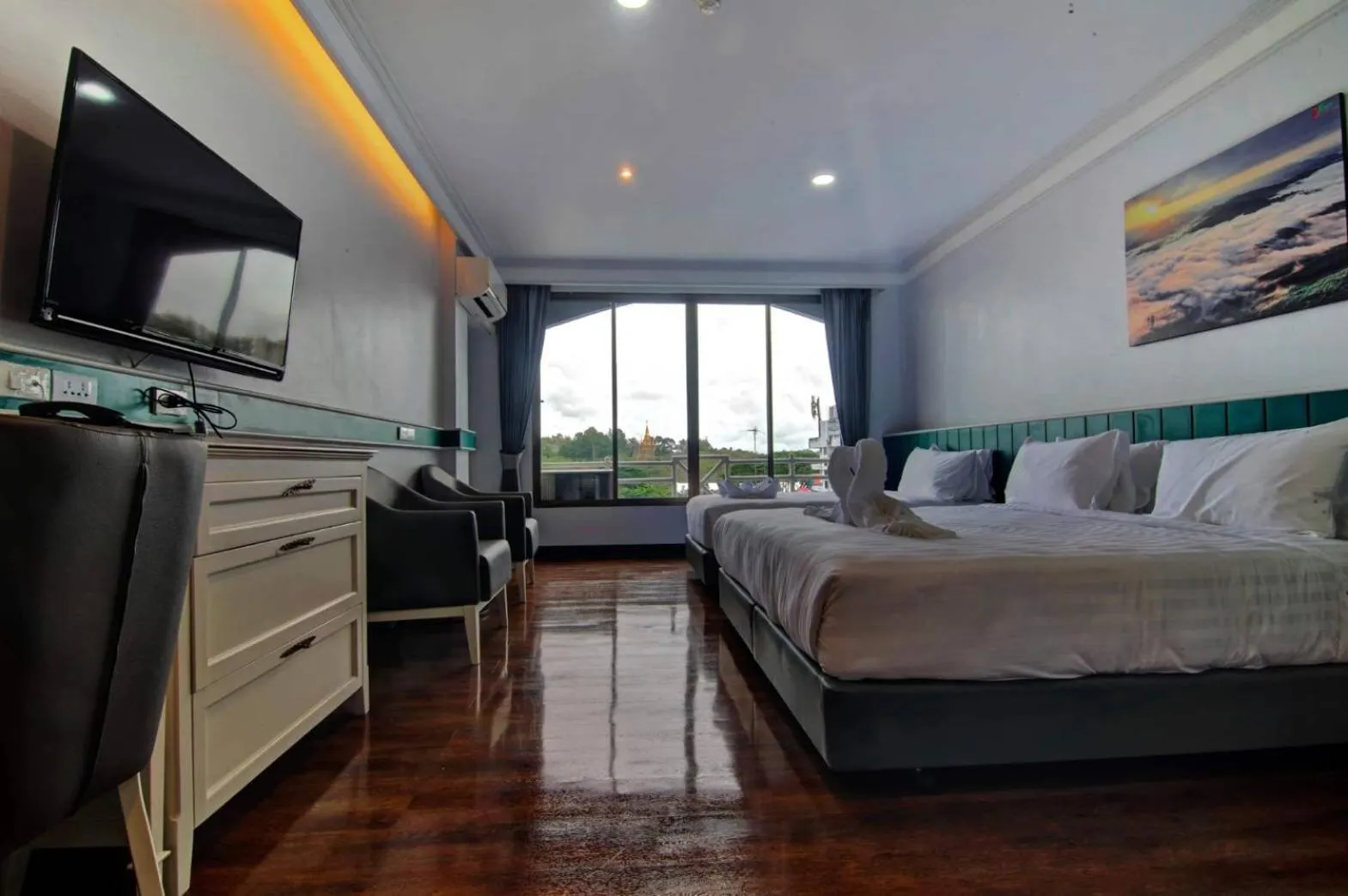 Photo of the whole room, Bed in Grandview Landmark Betong Hotel