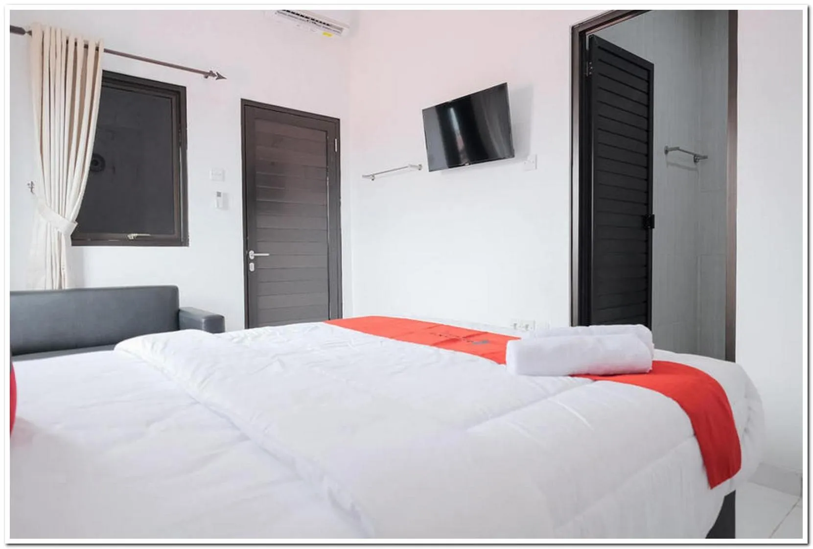 Bedroom, Bed in RedDoorz near Kota Tua 2