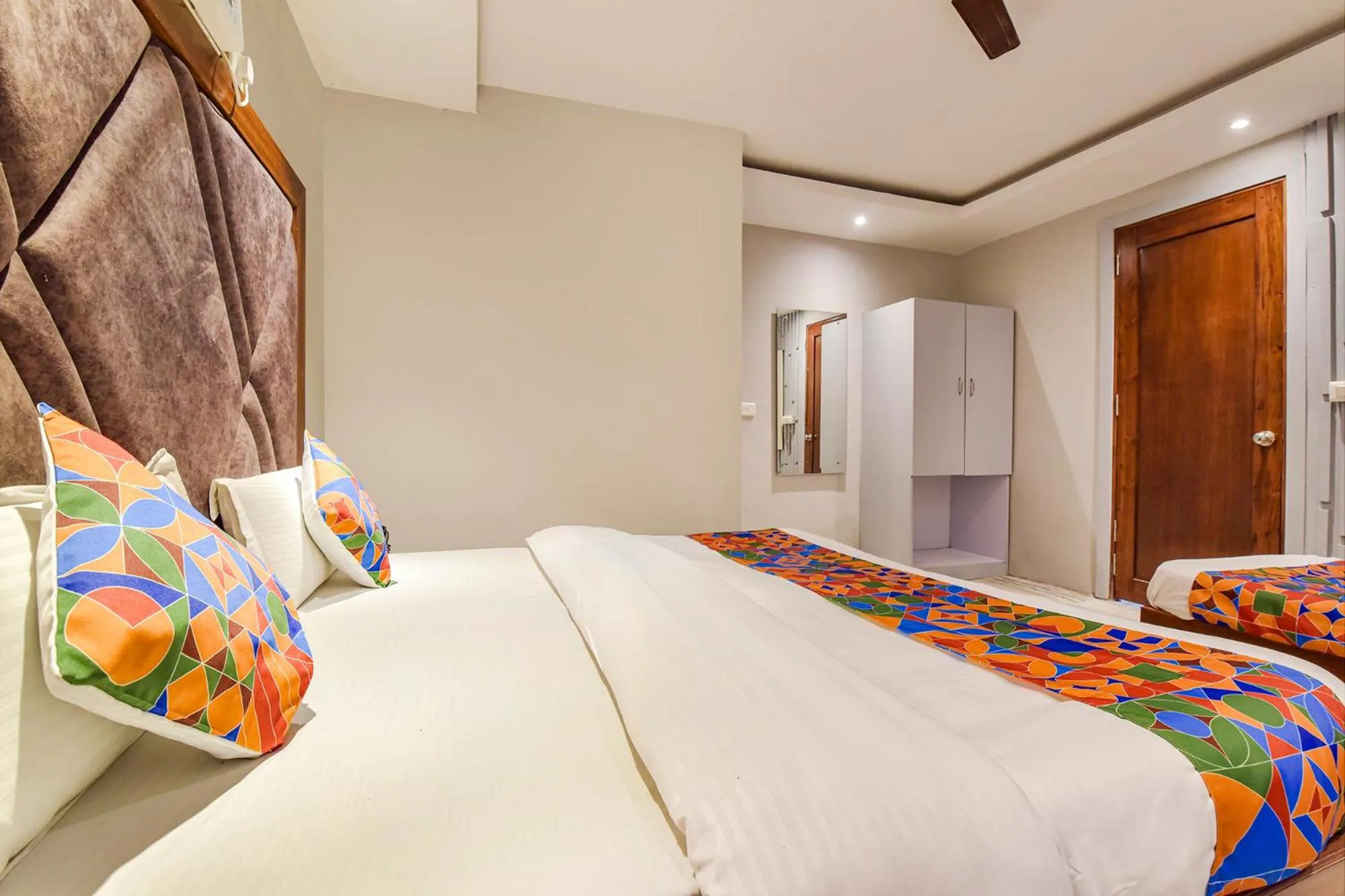 Bed in FabHotel Prem Bihari