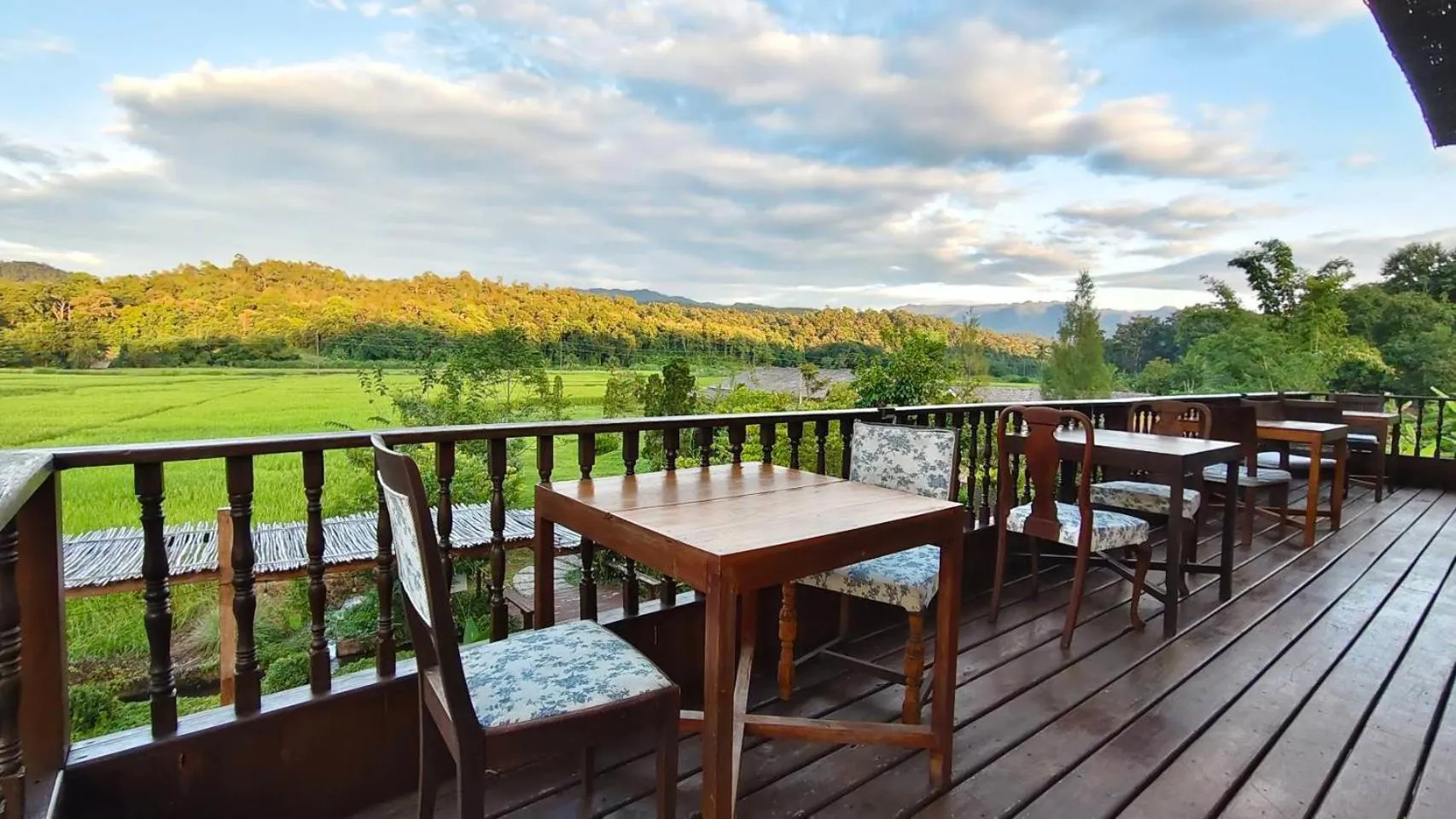 Patio in Sang Poy Cottage