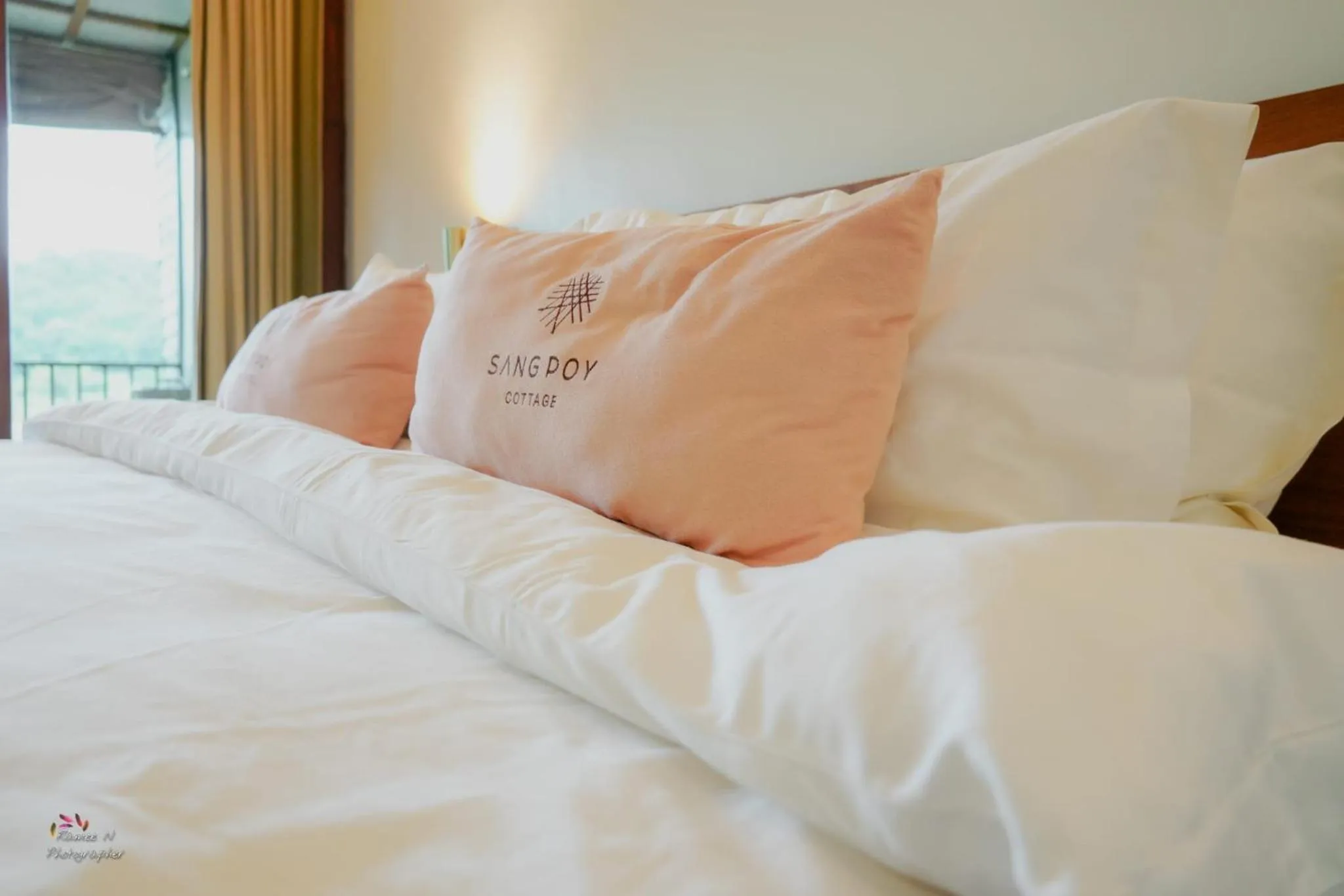 Bed in Sang Poy Cottage