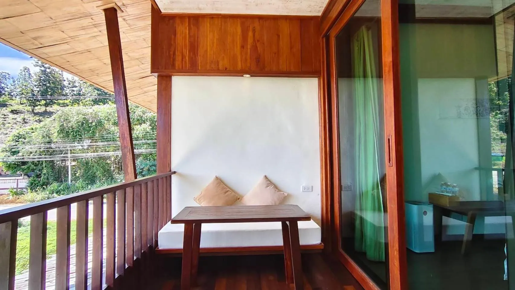 Patio in Sang Poy Cottage