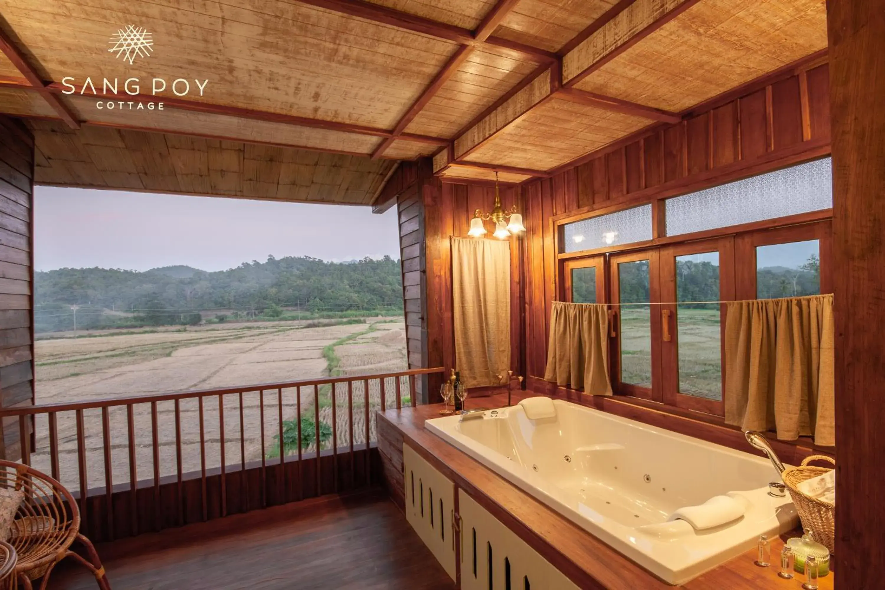 King Room with Spa Bath in Sang Poy Cottage King Room with Spa Bath in Sang Poy Cottage